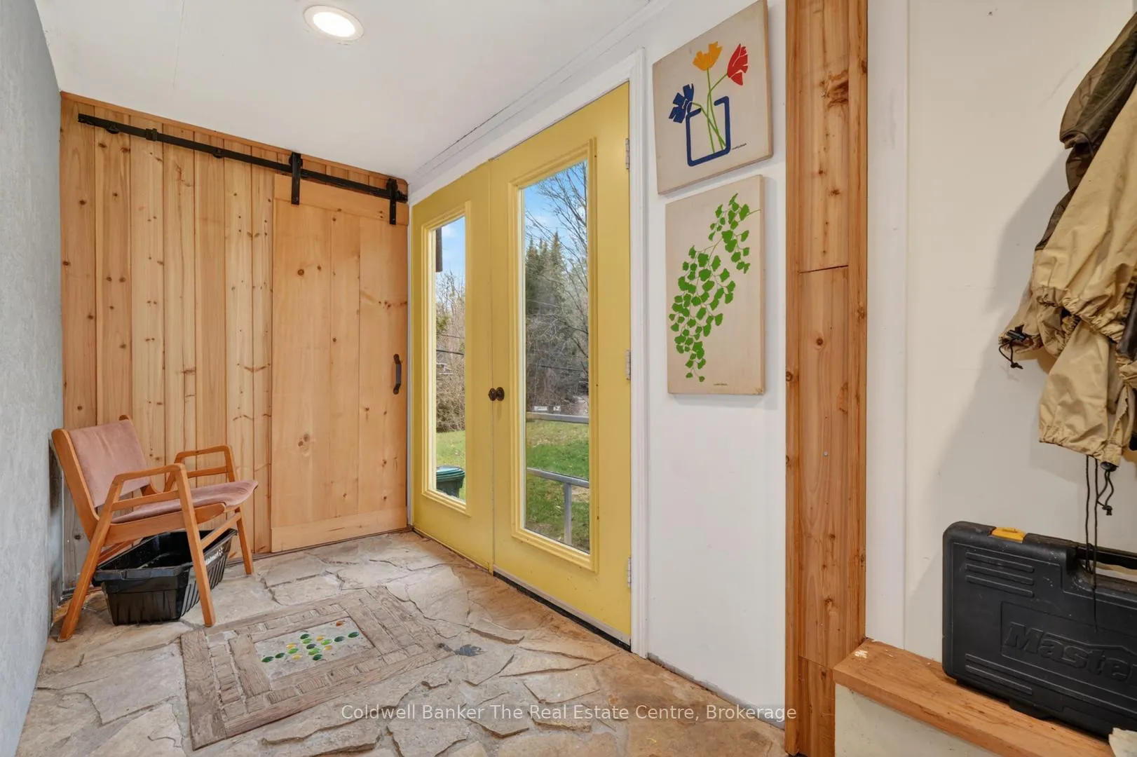 Photo 4 of 1657 Houseys Rapids Road, Gravenhurst, Ryde — HOMEH