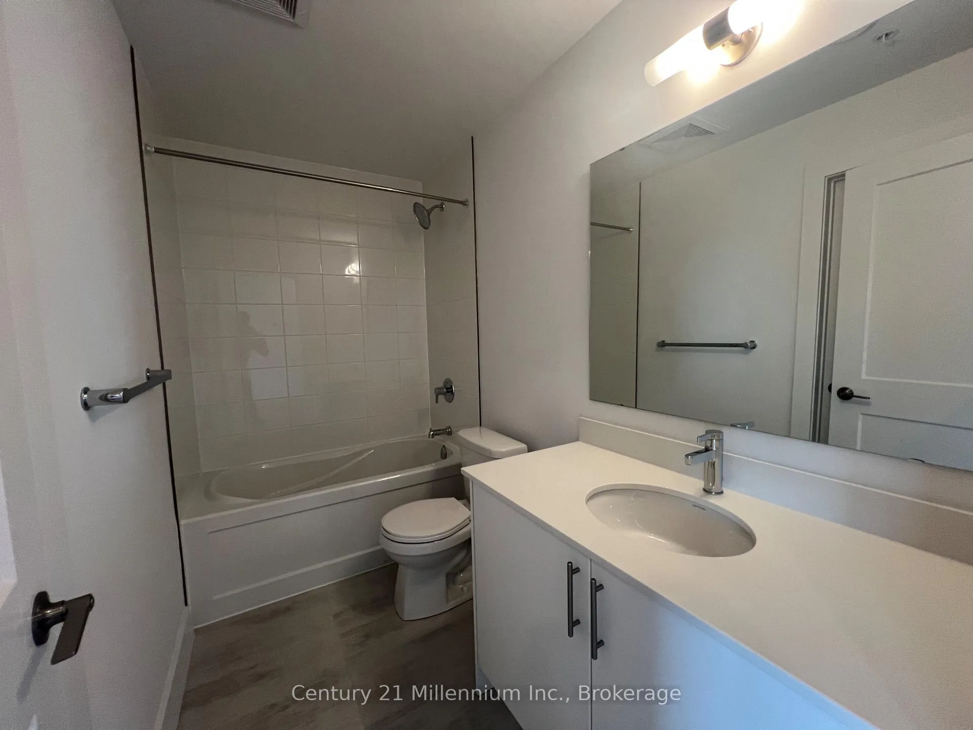 Photo 11 of Unit 217, 4 Kimberly Lane, Collingwood — HOMEH