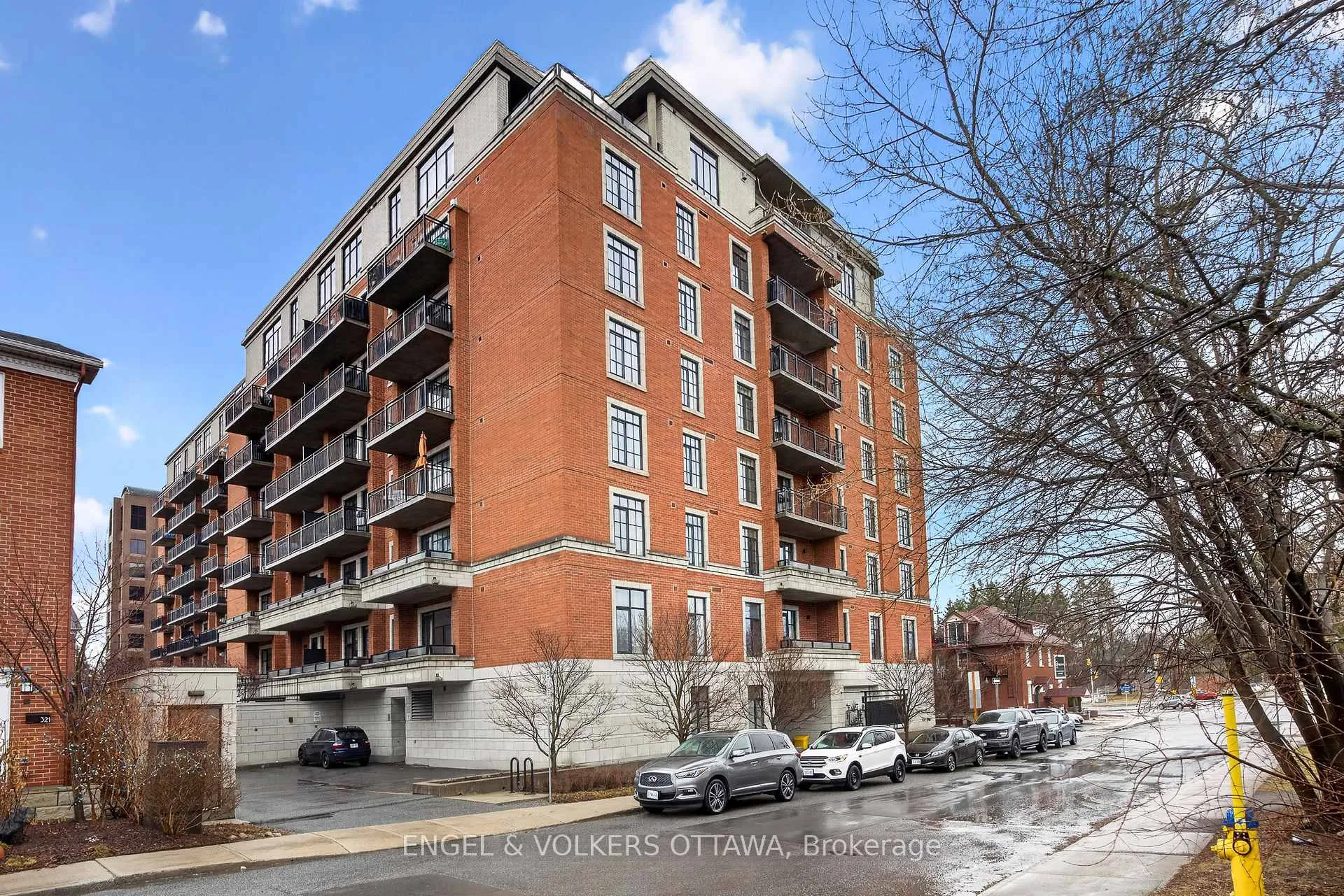 Photo 5 of Unit 410, 327 Breezehill Avenue S, Ottawa, West Centre Town — HOMEH
