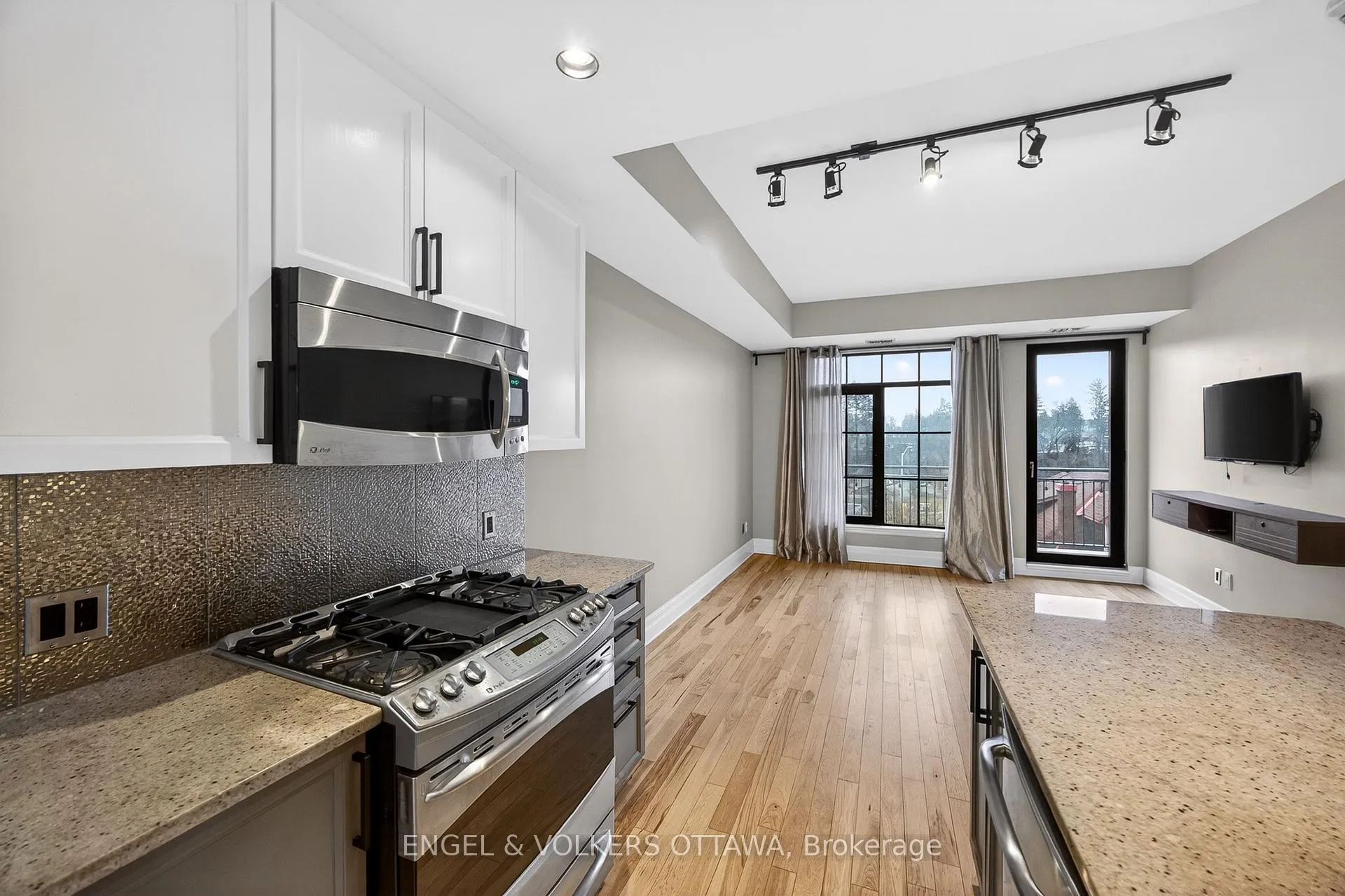 Photo 18 of Unit 410, 327 Breezehill Avenue S, Ottawa, West Centre Town — HOMEH
