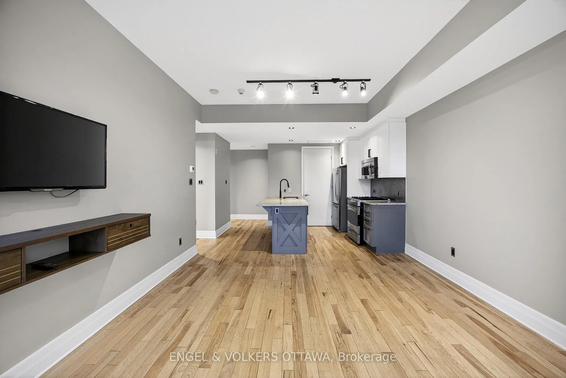 Photo 23 of Unit 410, 327 Breezehill Avenue S, Ottawa, West Centre Town — HOMEH