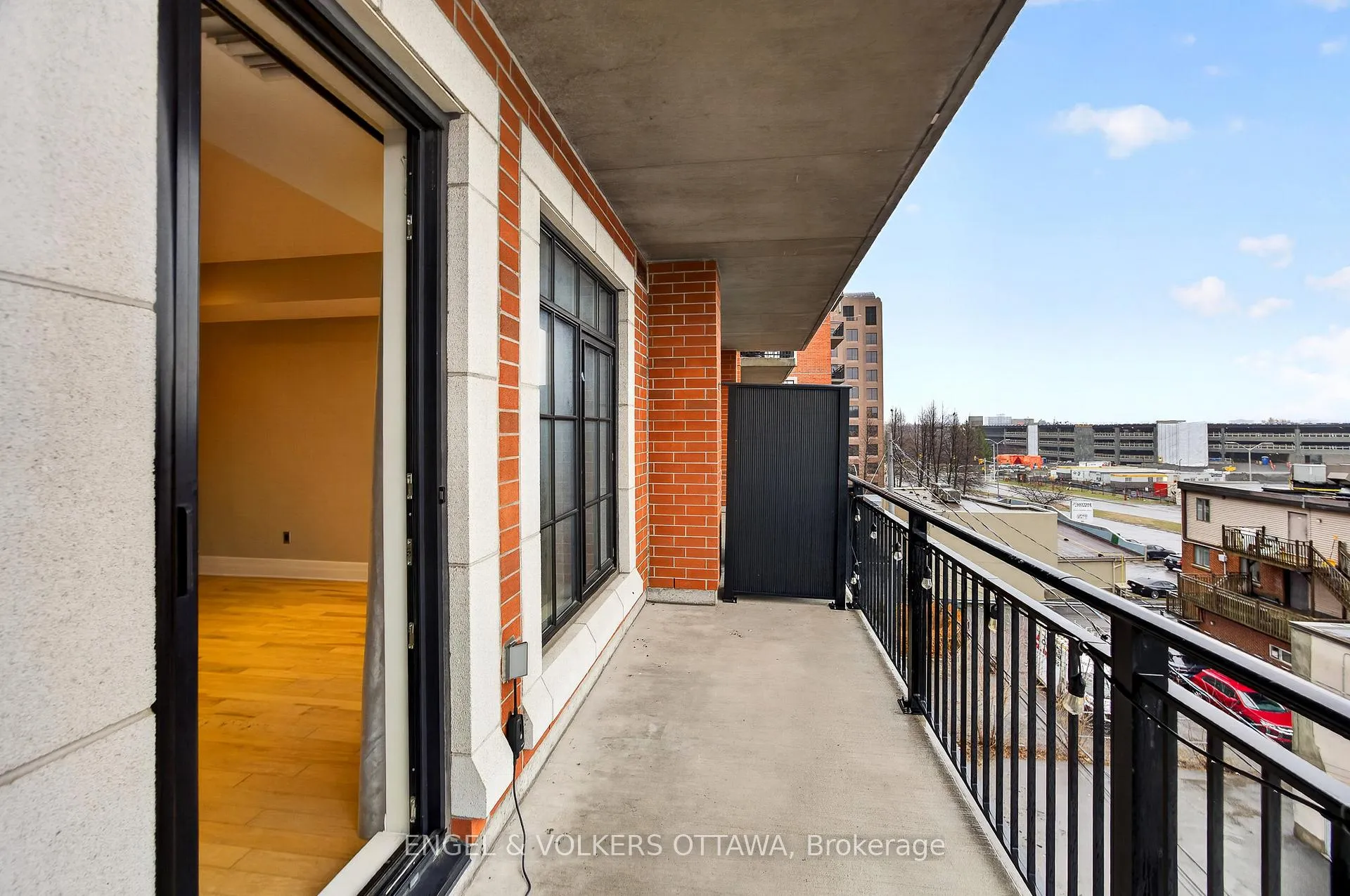 Photo 36 of Unit 410, 327 Breezehill Avenue S, Ottawa, West Centre Town — HOMEH