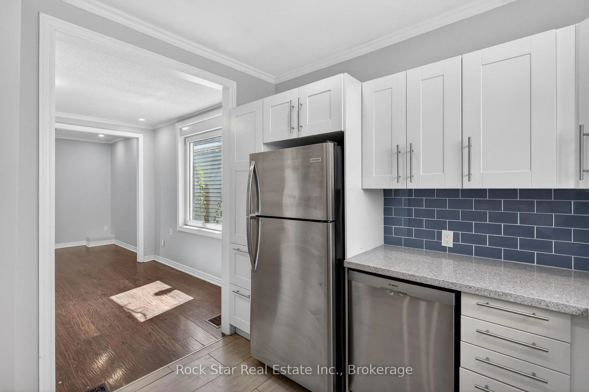 Photo 21 of 207 Rosslyn Avenue N, Hamilton, Crown Point — HOMEH