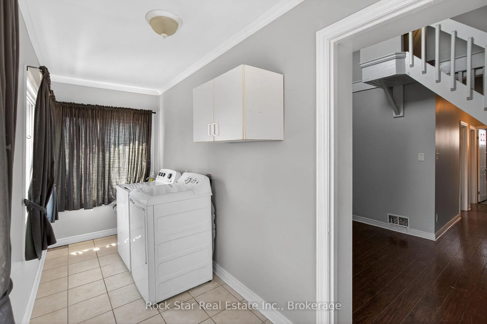 Photo 35 of 207 Rosslyn Avenue N, Hamilton, Crown Point — HOMEH