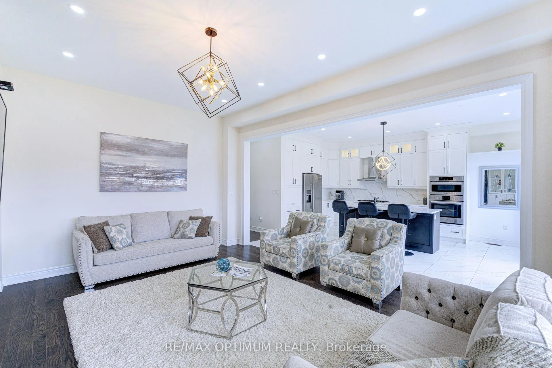Photo 11 of 12 Midmorning Road, Brampton, Credit Valley — HOMEH