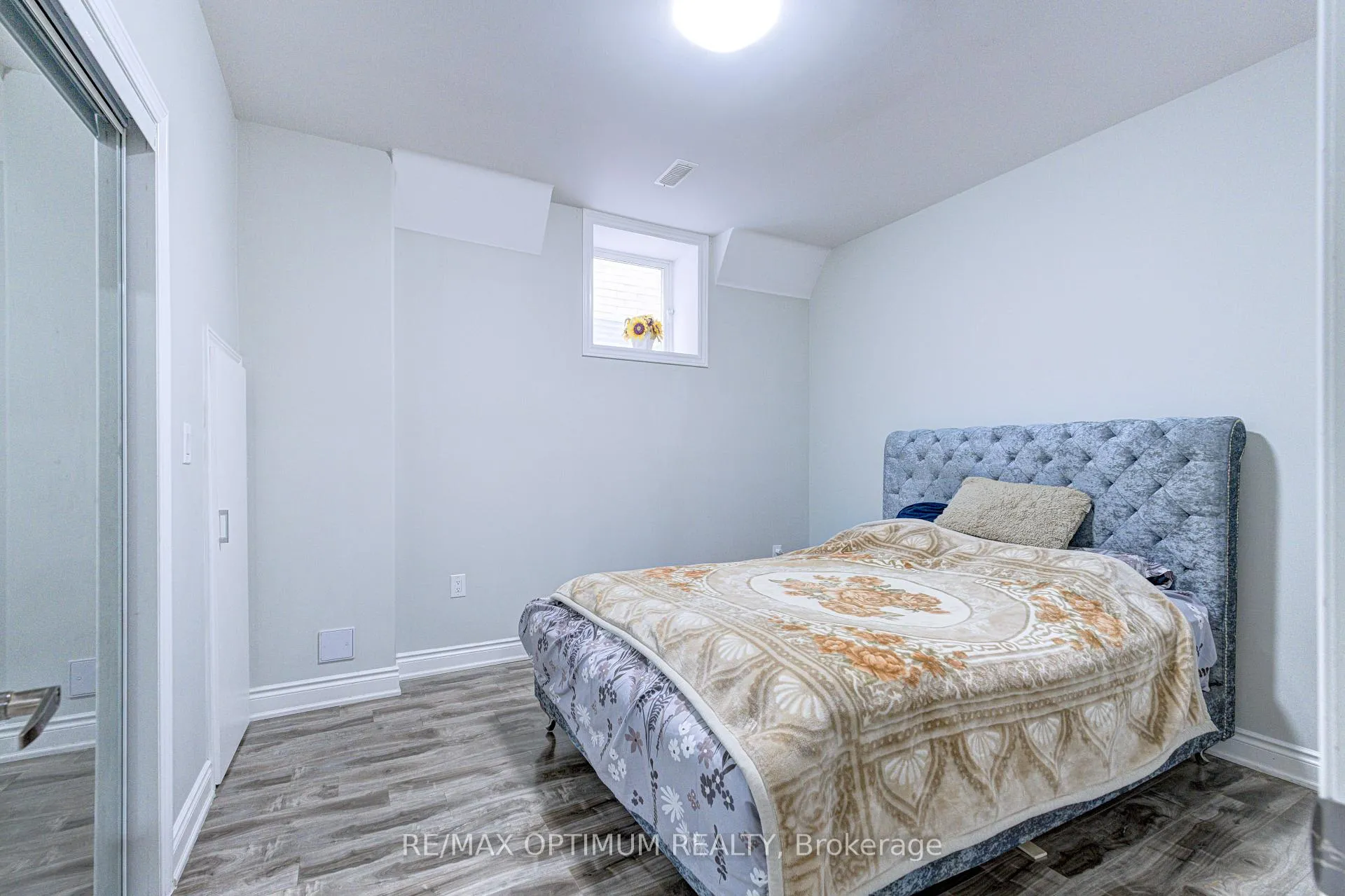 Photo 43 of 12 Midmorning Road, Brampton, Credit Valley — HOMEH