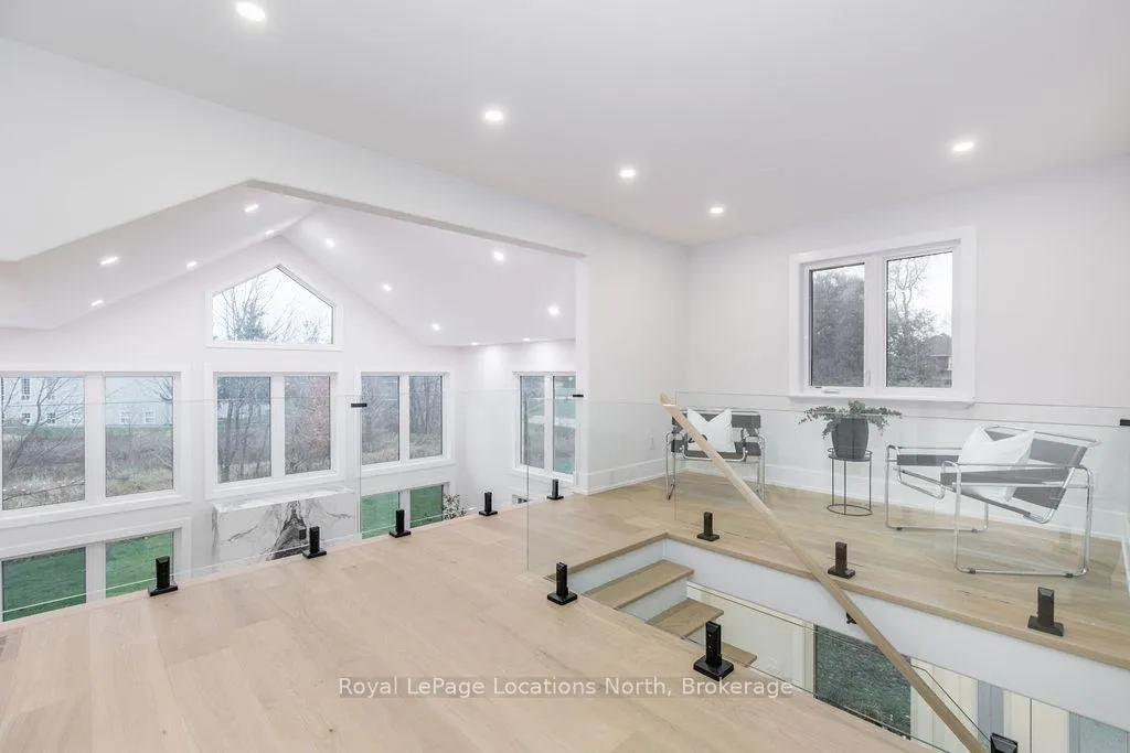 Photo 23 of 6 Butternut Crescent, Wasaga Beach — HOMEH