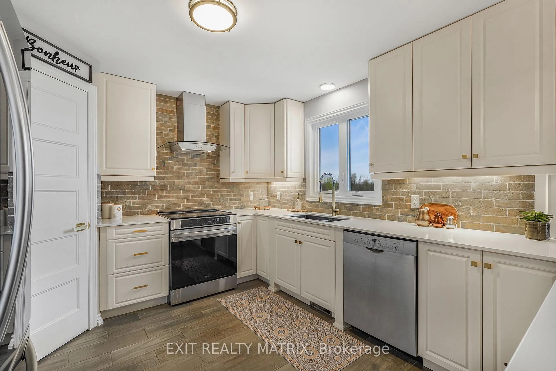 Photo 9 of 4978 Du Parc Road, The Nation, The Nation Municipality — HOMEH