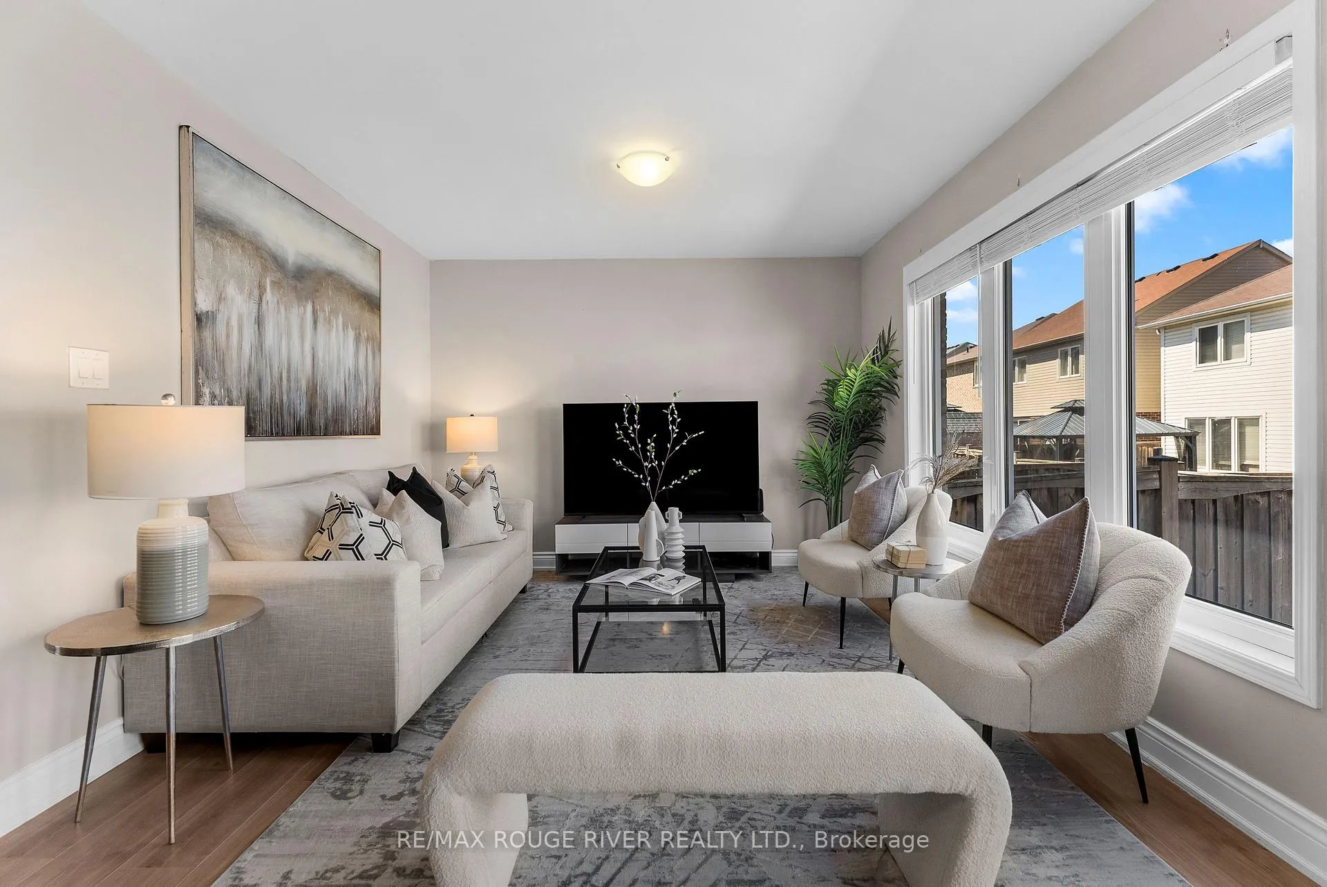Photo 3 of 1837 Liatris Drive, Pickering, Duffin Heights — HOMEH