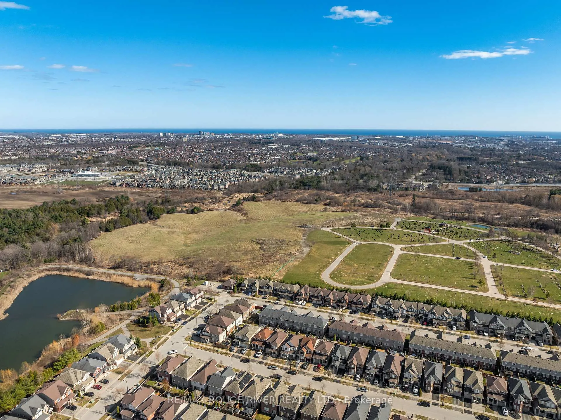 Photo 24 of 1837 Liatris Drive, Pickering, Duffin Heights — HOMEH