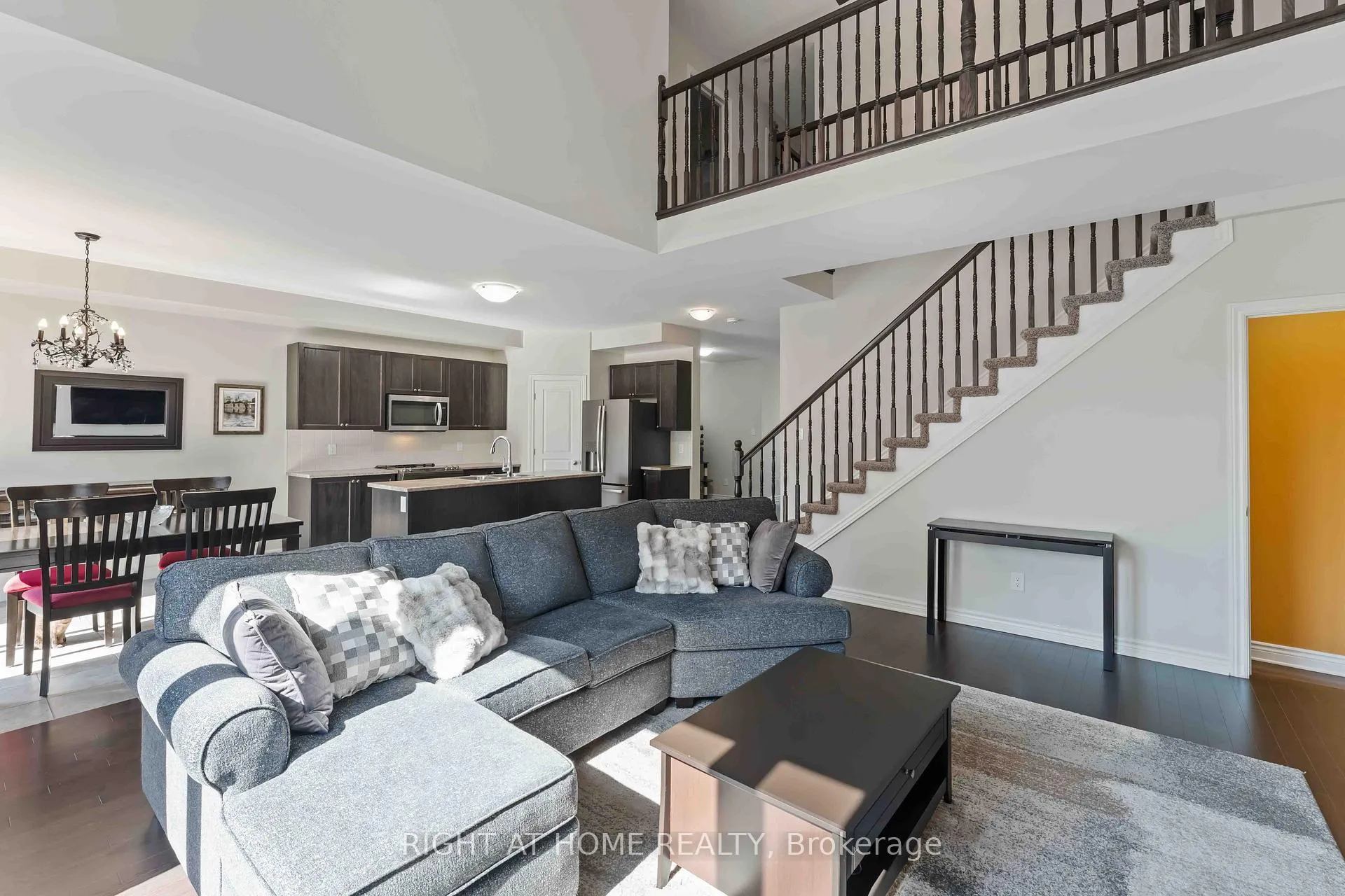 Photo 7 of 658 Parade Drive, Ottawa, Stittsville (South) — HOMEH