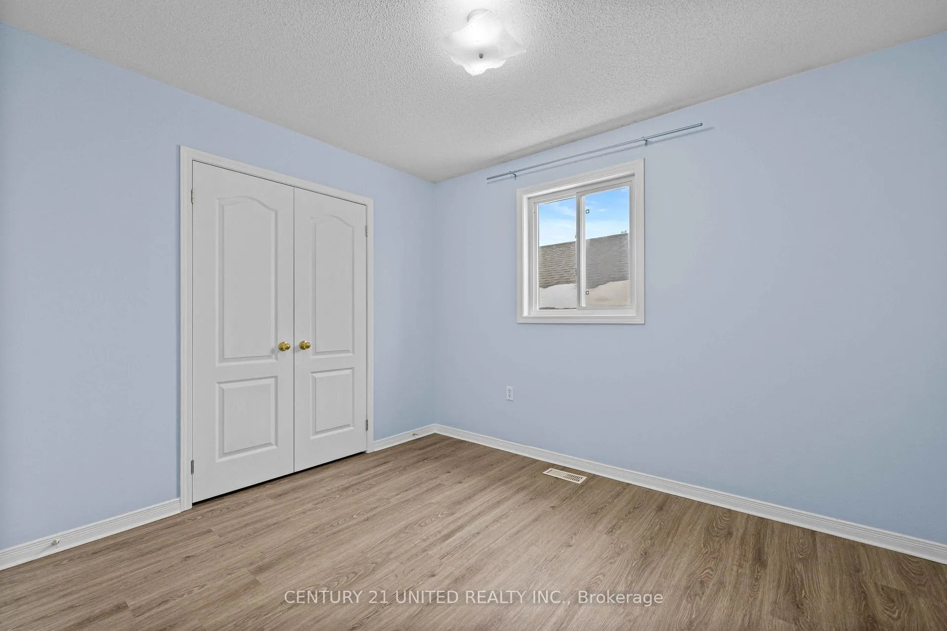 Photo 15 of 608 Clancy Crescent, Peterborough, Otonabee Ward 1 — HOMEH