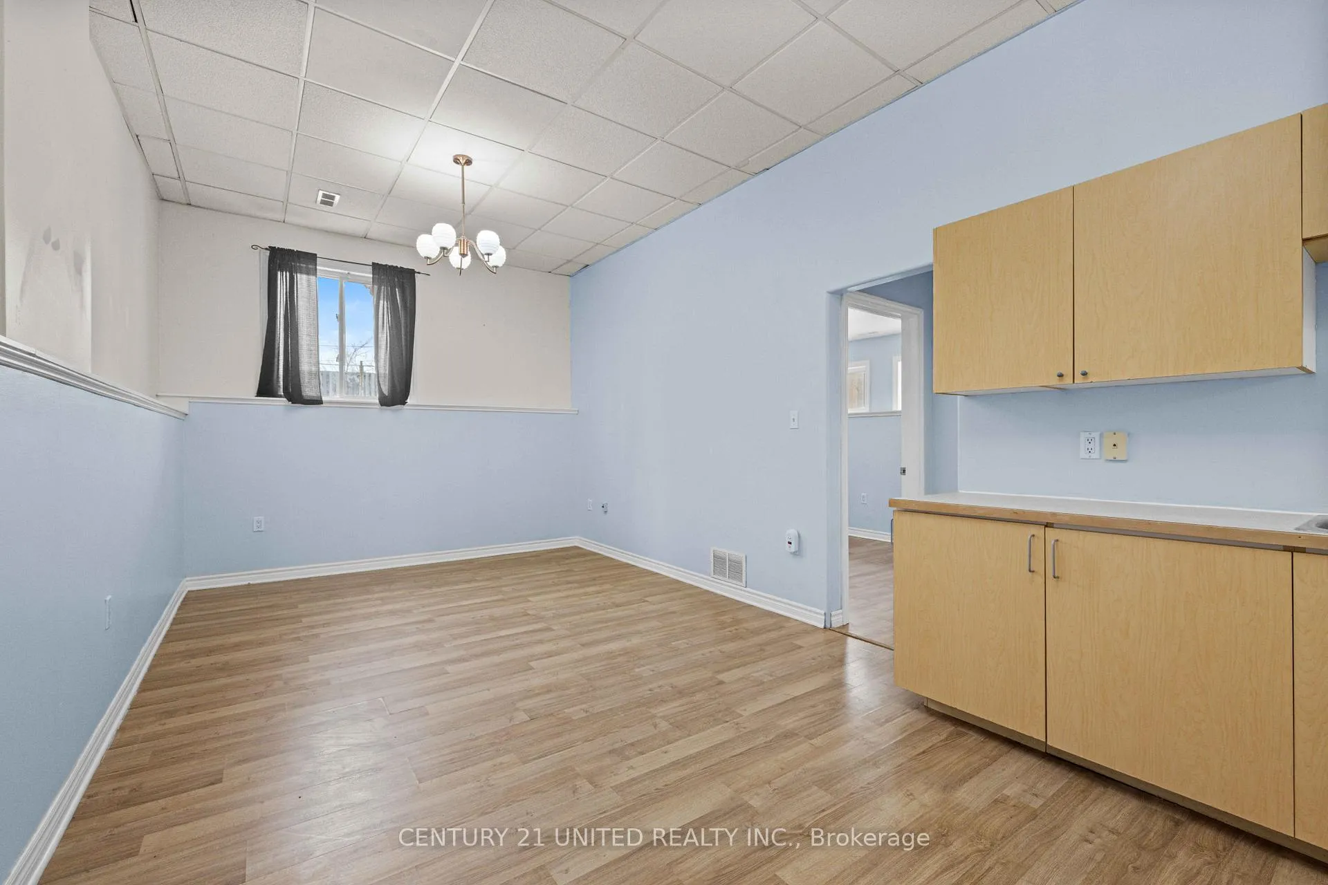 Photo 21 of 608 Clancy Crescent, Peterborough, Otonabee Ward 1 — HOMEH