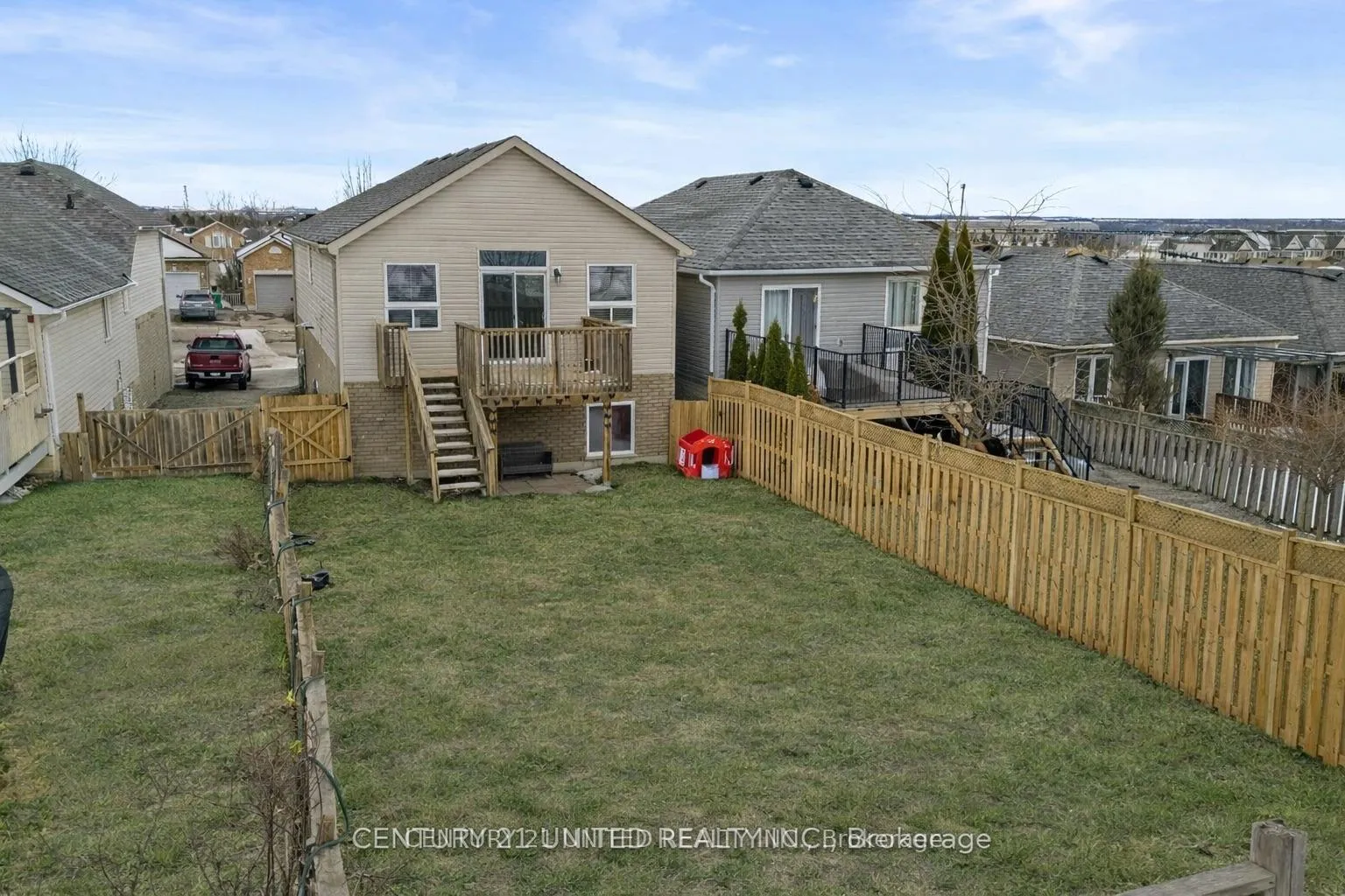 Photo 25 of 608 Clancy Crescent, Peterborough, Otonabee Ward 1 — HOMEH
