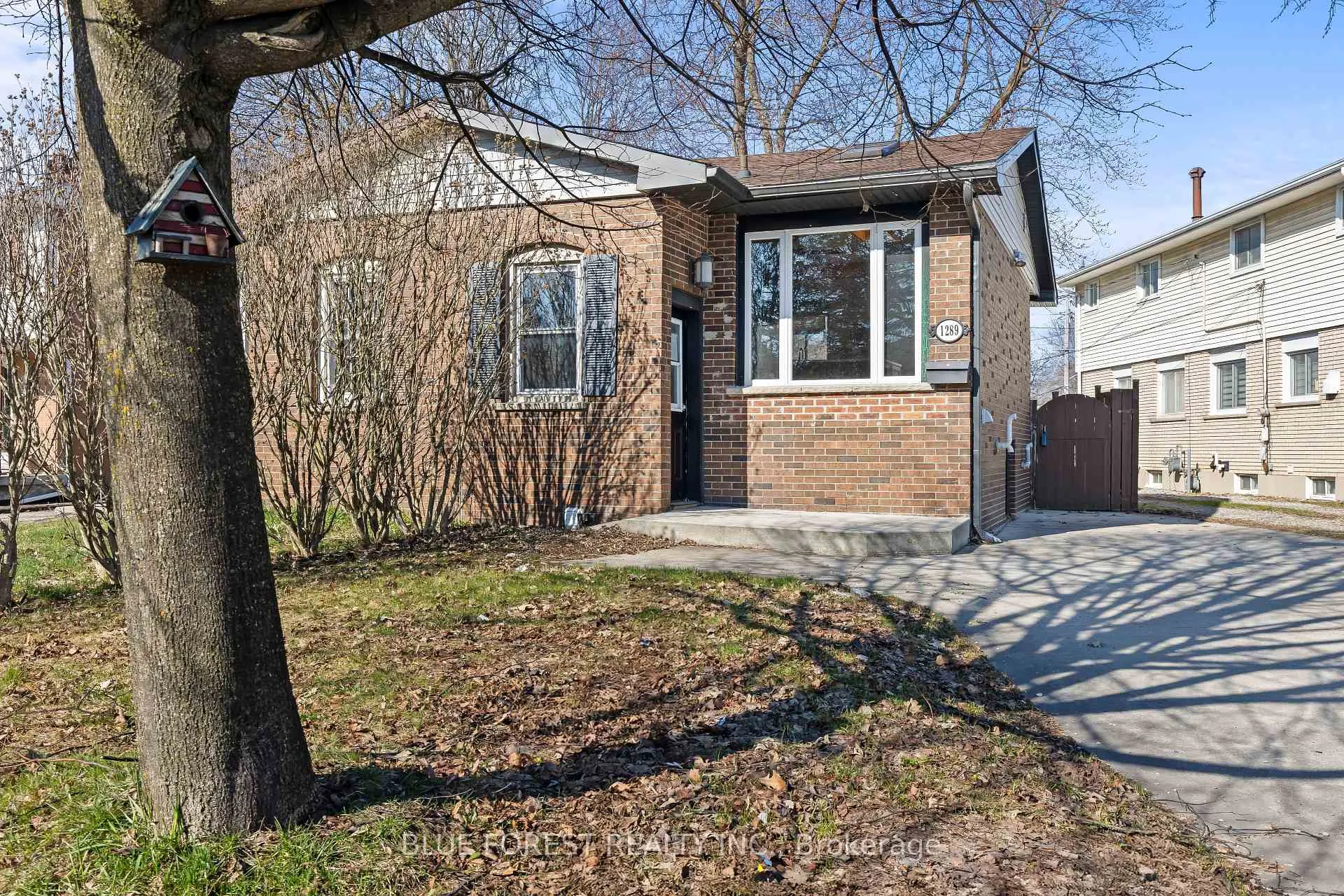 Front of 1289 Sorrel Road