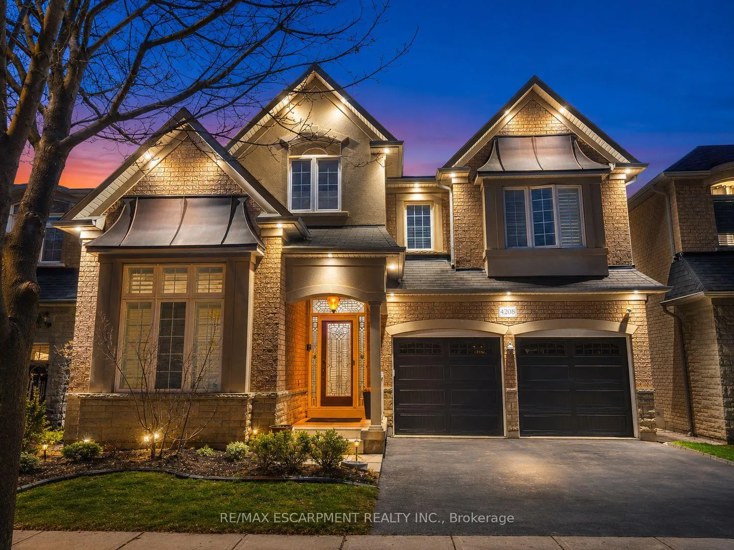 Photo 2 of 4208 Fuller Crescent, Burlington, Alton — HOMEH