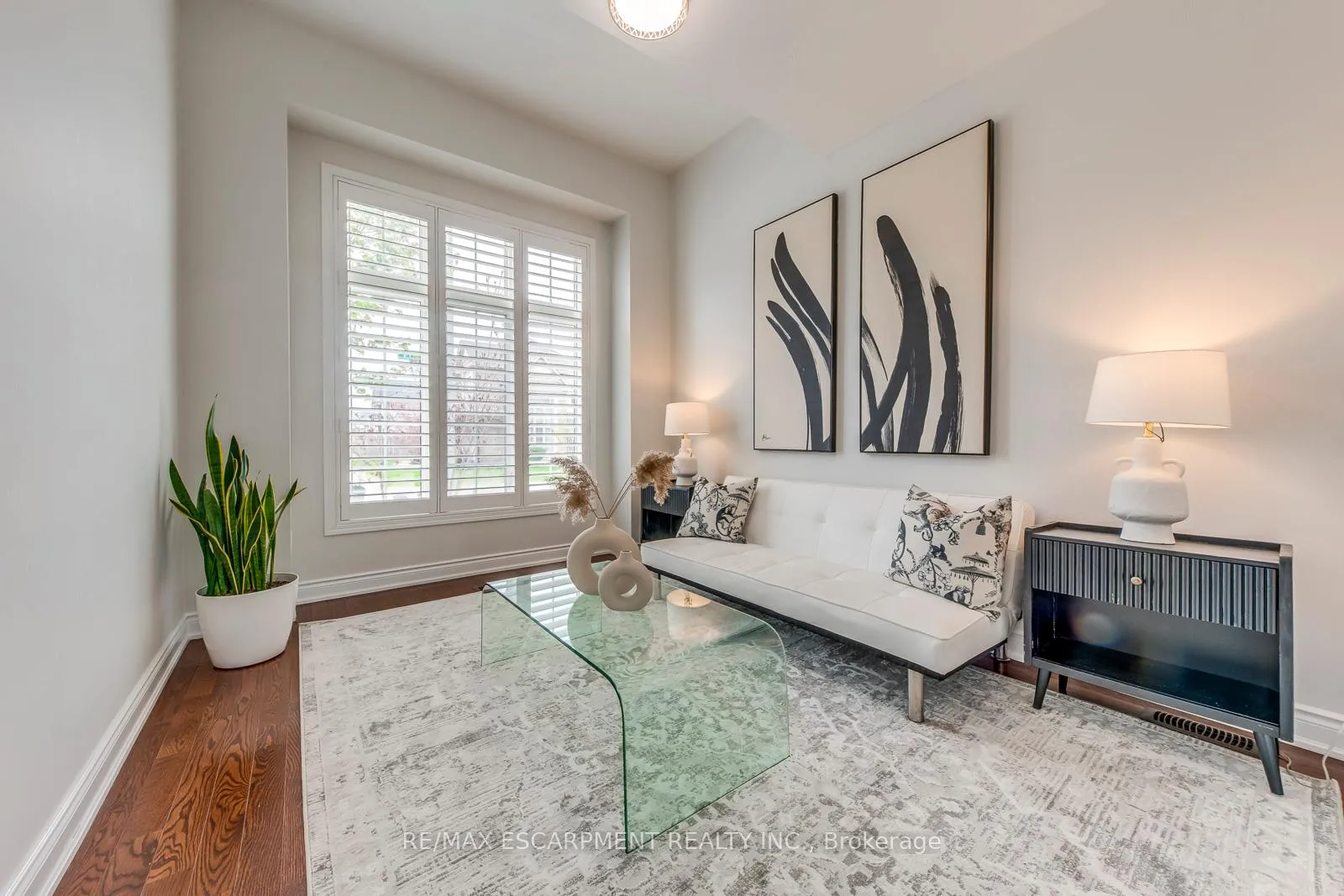 Photo 5 of 4208 Fuller Crescent, Burlington, Alton — HOMEH