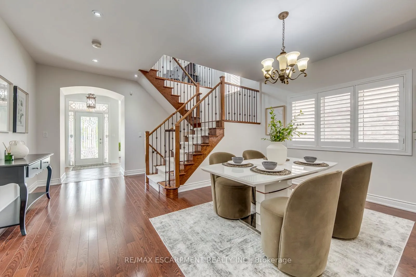 Photo 7 of 4208 Fuller Crescent, Burlington, Alton — HOMEH