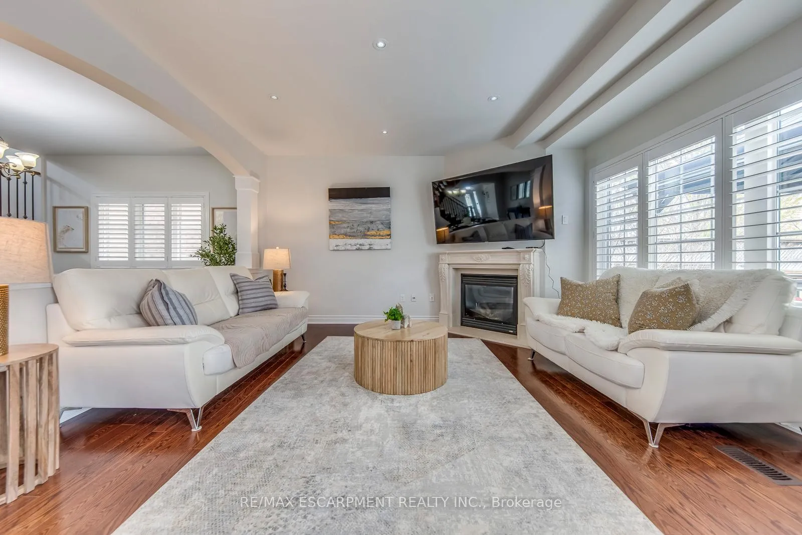 Photo 12 of 4208 Fuller Crescent, Burlington, Alton — HOMEH
