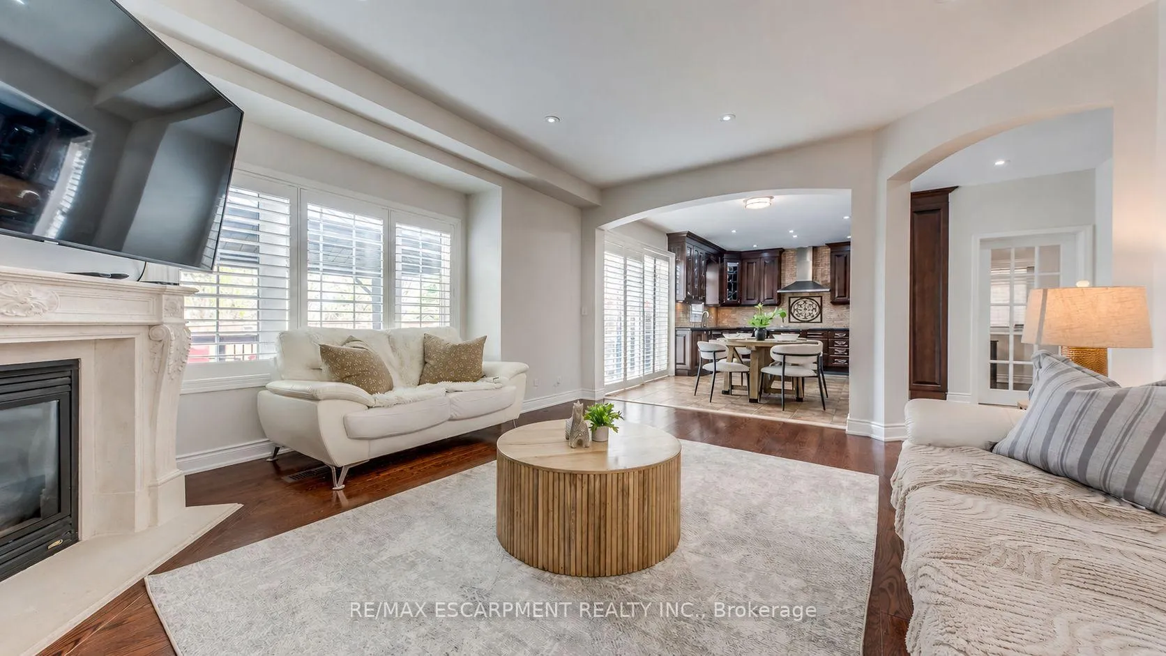 Photo 13 of 4208 Fuller Crescent, Burlington, Alton — HOMEH