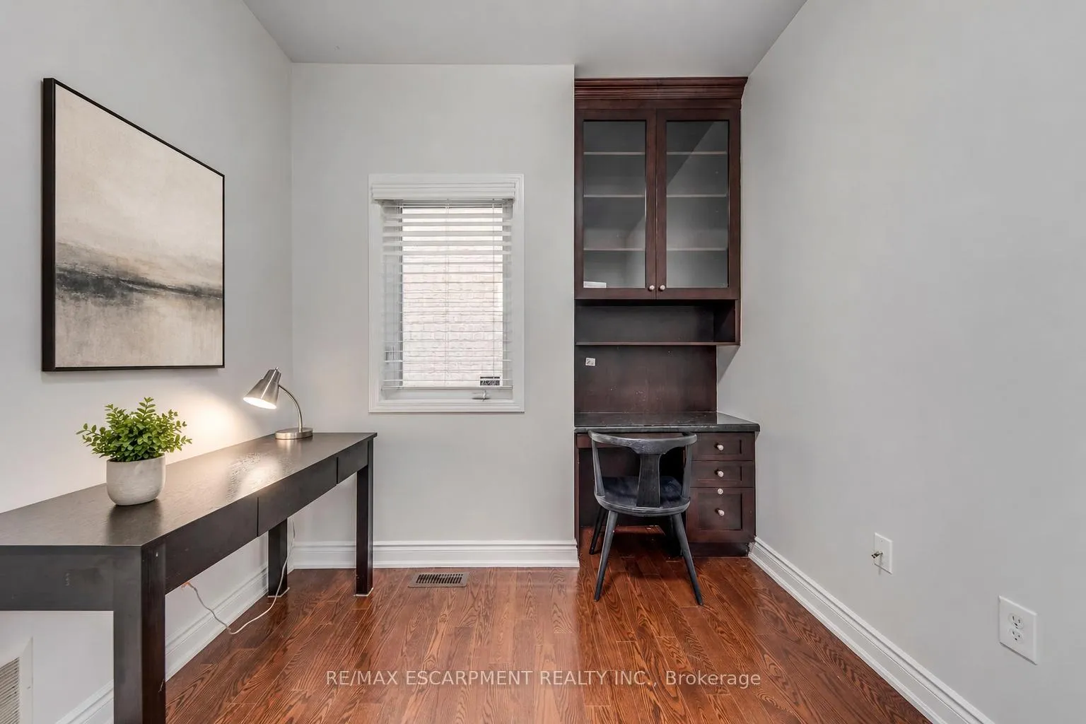 Photo 22 of 4208 Fuller Crescent, Burlington, Alton — HOMEH