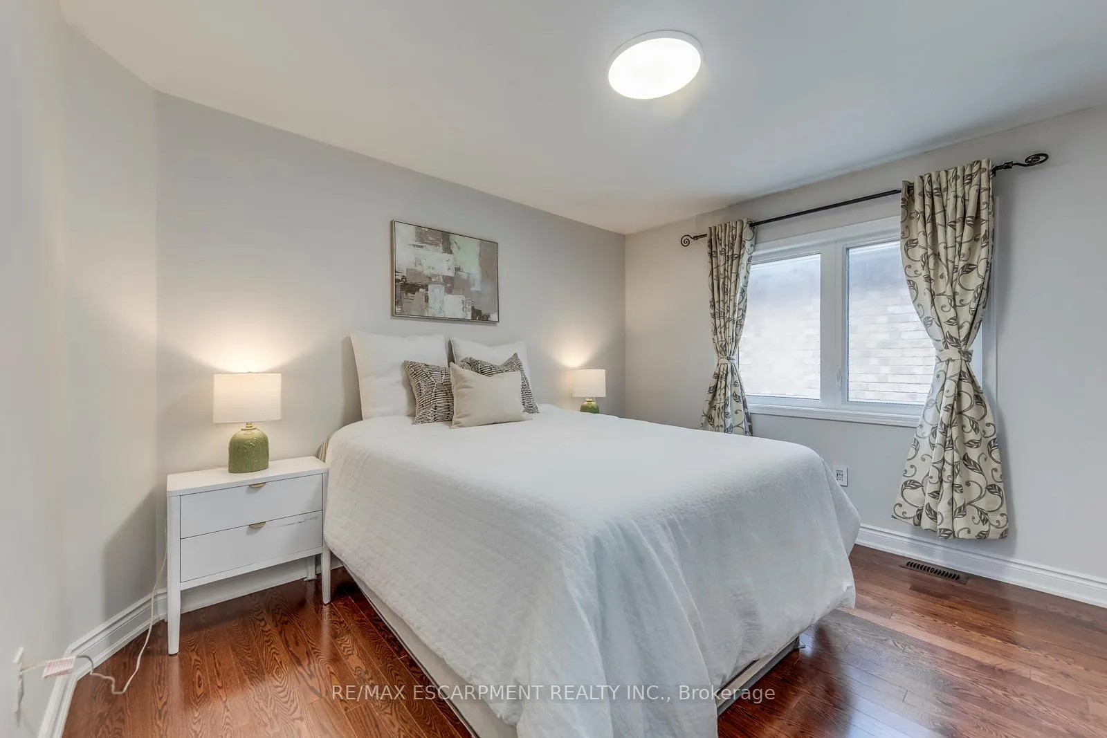 Photo 40 of 4208 Fuller Crescent, Burlington, Alton — HOMEH