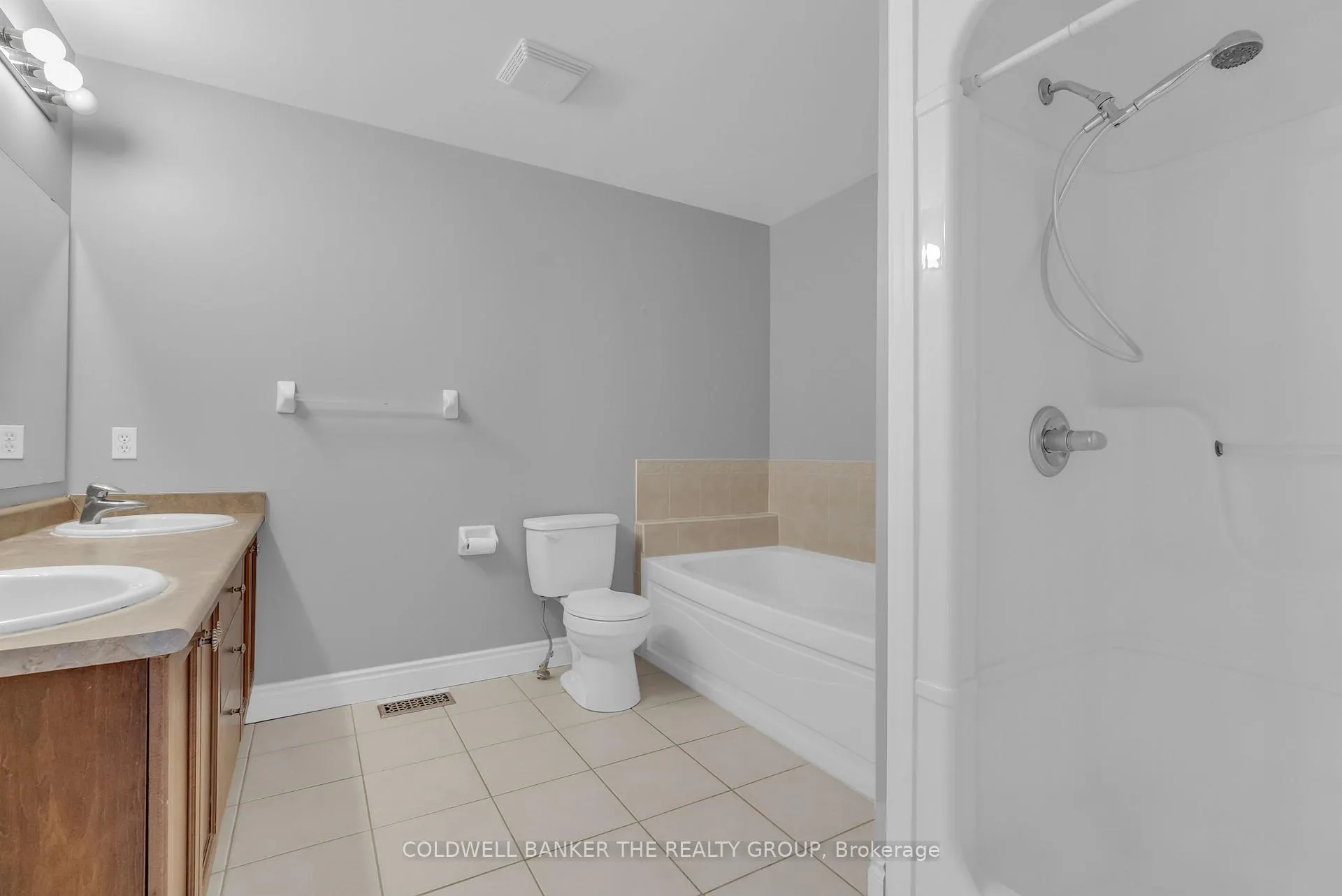 Photo 40 of Unit 77, 105 Pinnacle Drive, Kitchener, Lower Doon — HOMEH