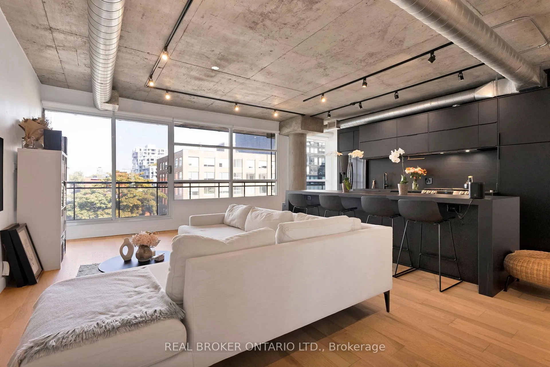 Photo 6 of Unit 603, 42 Camden Street, Toronto, Waterfront Communities — HOMEH