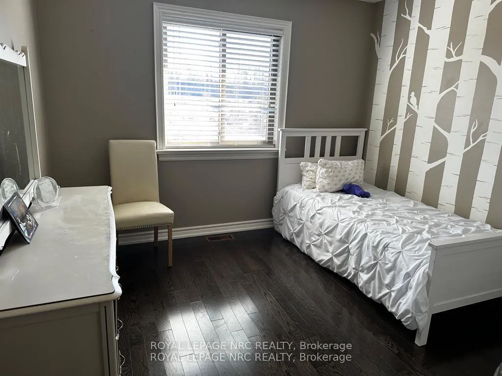 Photo 5 of 9228 Hendershot Boulevard, Niagara Falls, Forestview — HOMEH