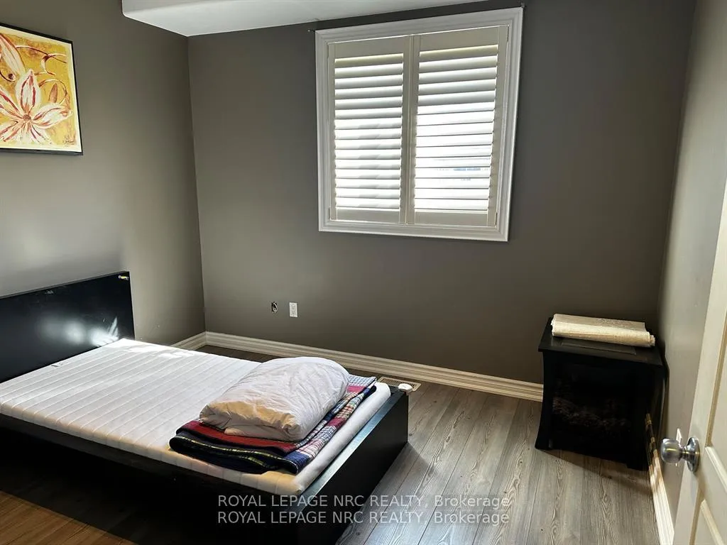 Photo 13 of 9228 Hendershot Boulevard, Niagara Falls, Forestview — HOMEH