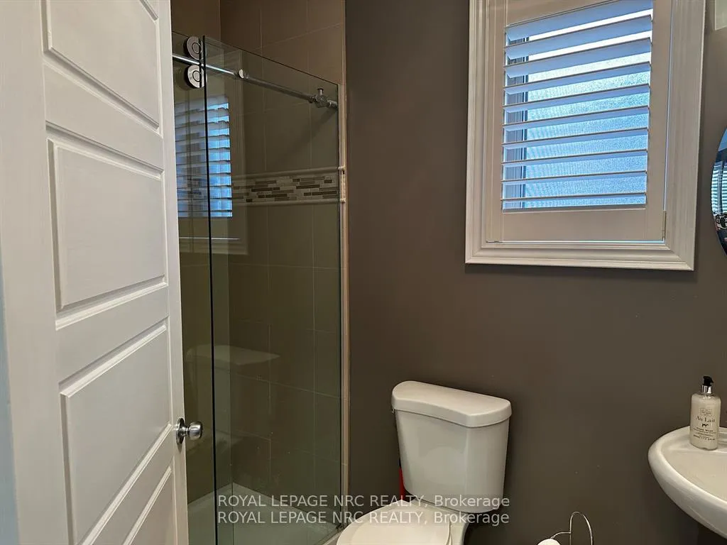Photo 14 of 9228 Hendershot Boulevard, Niagara Falls, Forestview — HOMEH