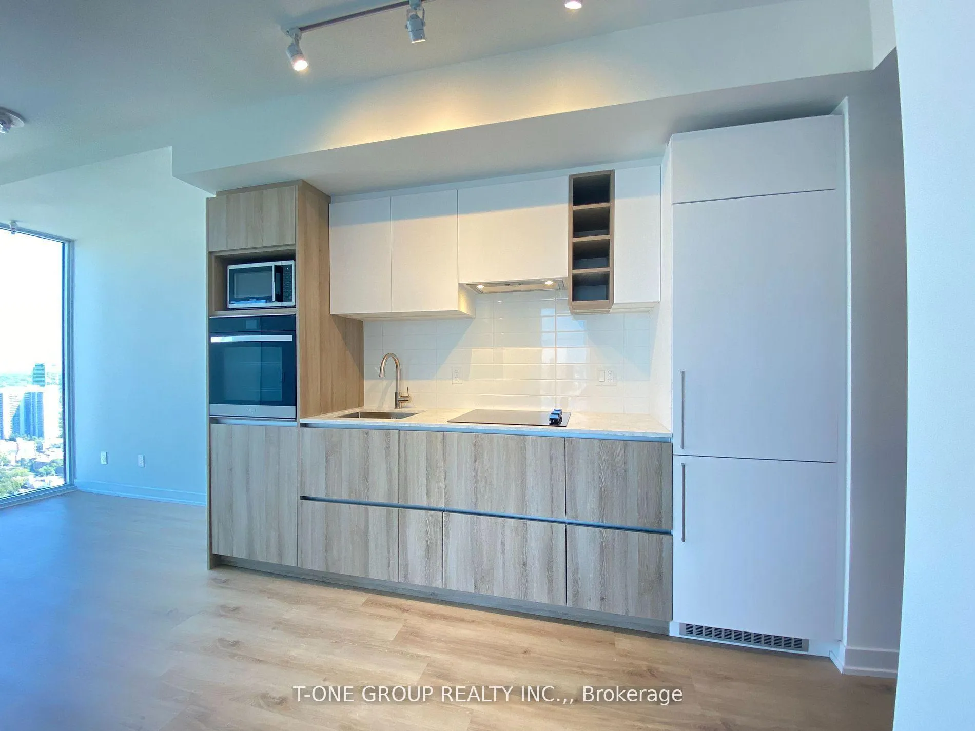 Photo 3 of Unit LPH06, 319 Jarvis Street, Toronto, Church-Yonge Corridor — HOMEH