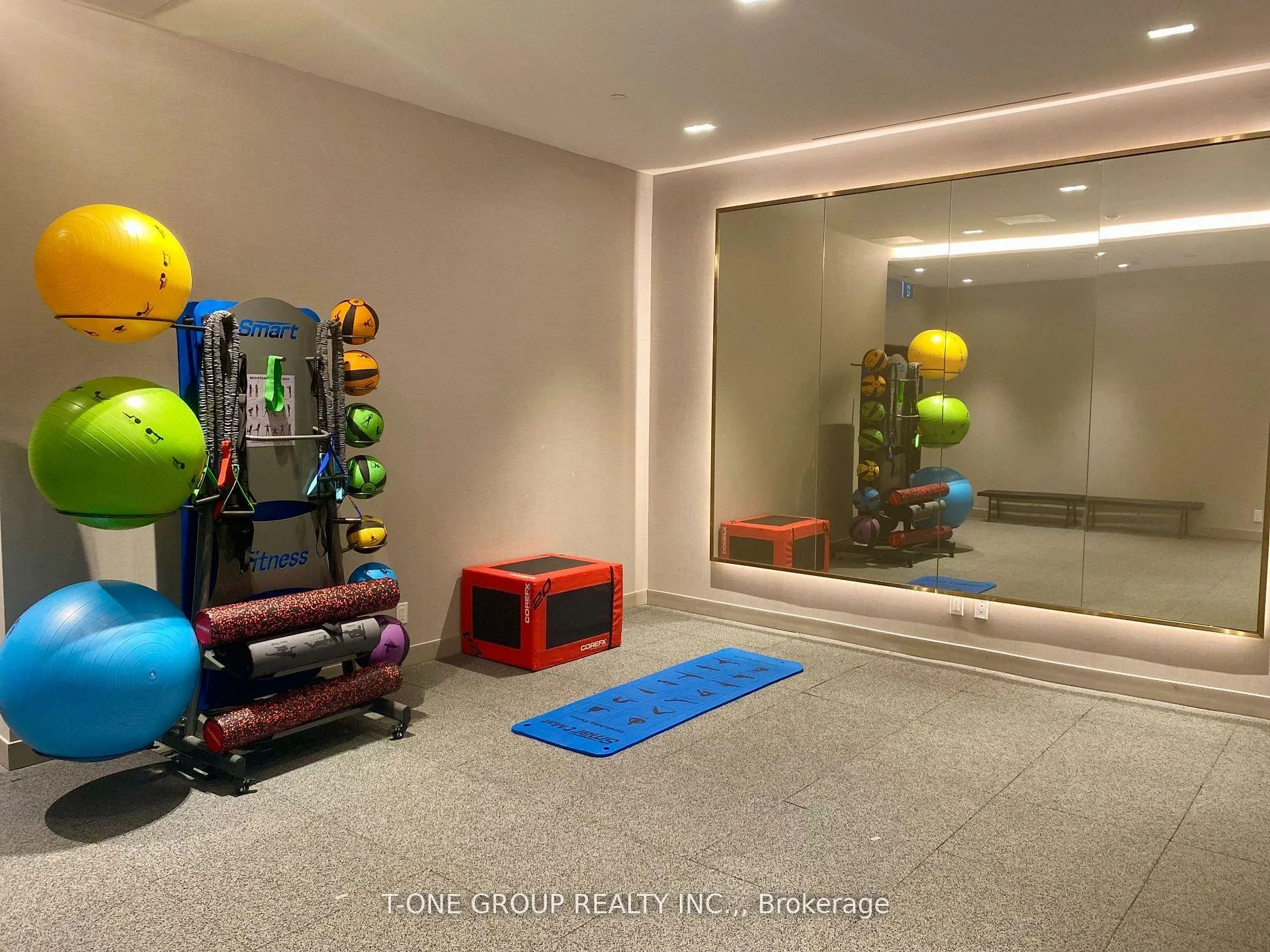 Photo 6 of Unit LPH06, 319 Jarvis Street, Toronto, Church-Yonge Corridor — HOMEH
