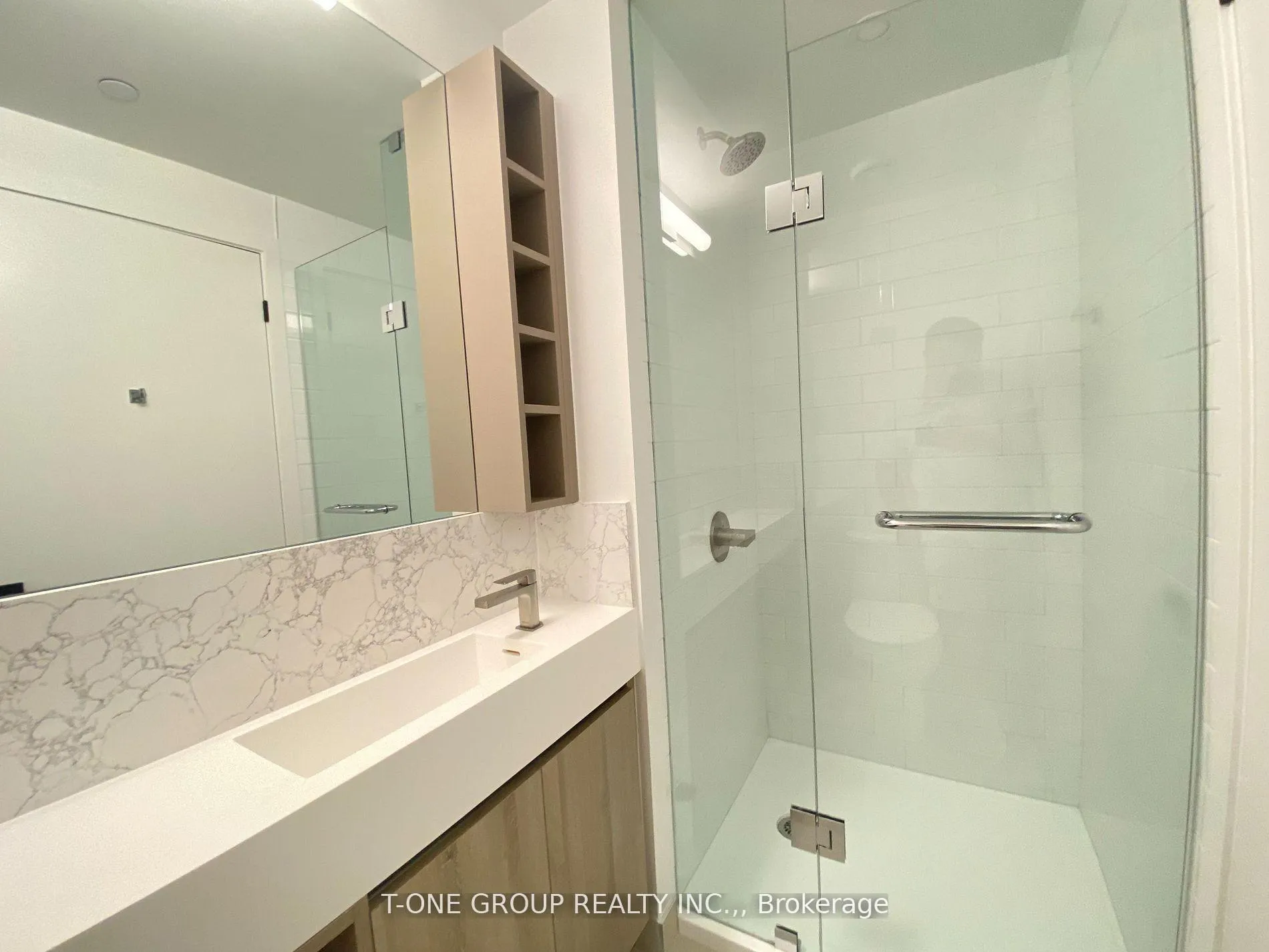 Photo 10 of Unit LPH06, 319 Jarvis Street, Toronto, Church-Yonge Corridor — HOMEH