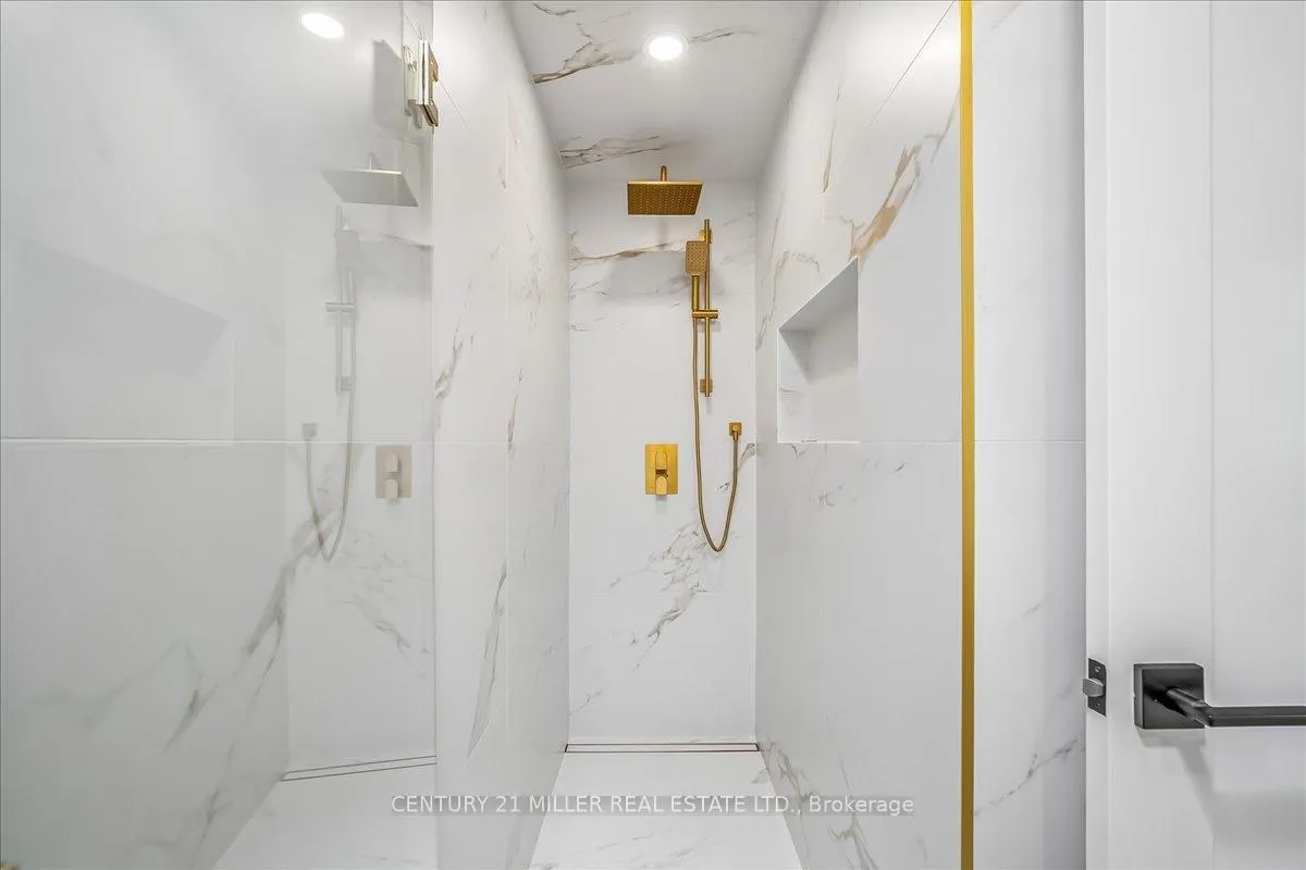 Photo 17 of 4505 Spruce Avenue, Burlington, Shoreacres — HOMEH