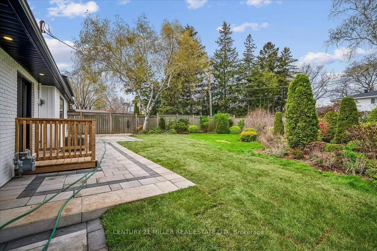 Photo 31 of 4505 Spruce Avenue, Burlington, Shoreacres — HOMEH