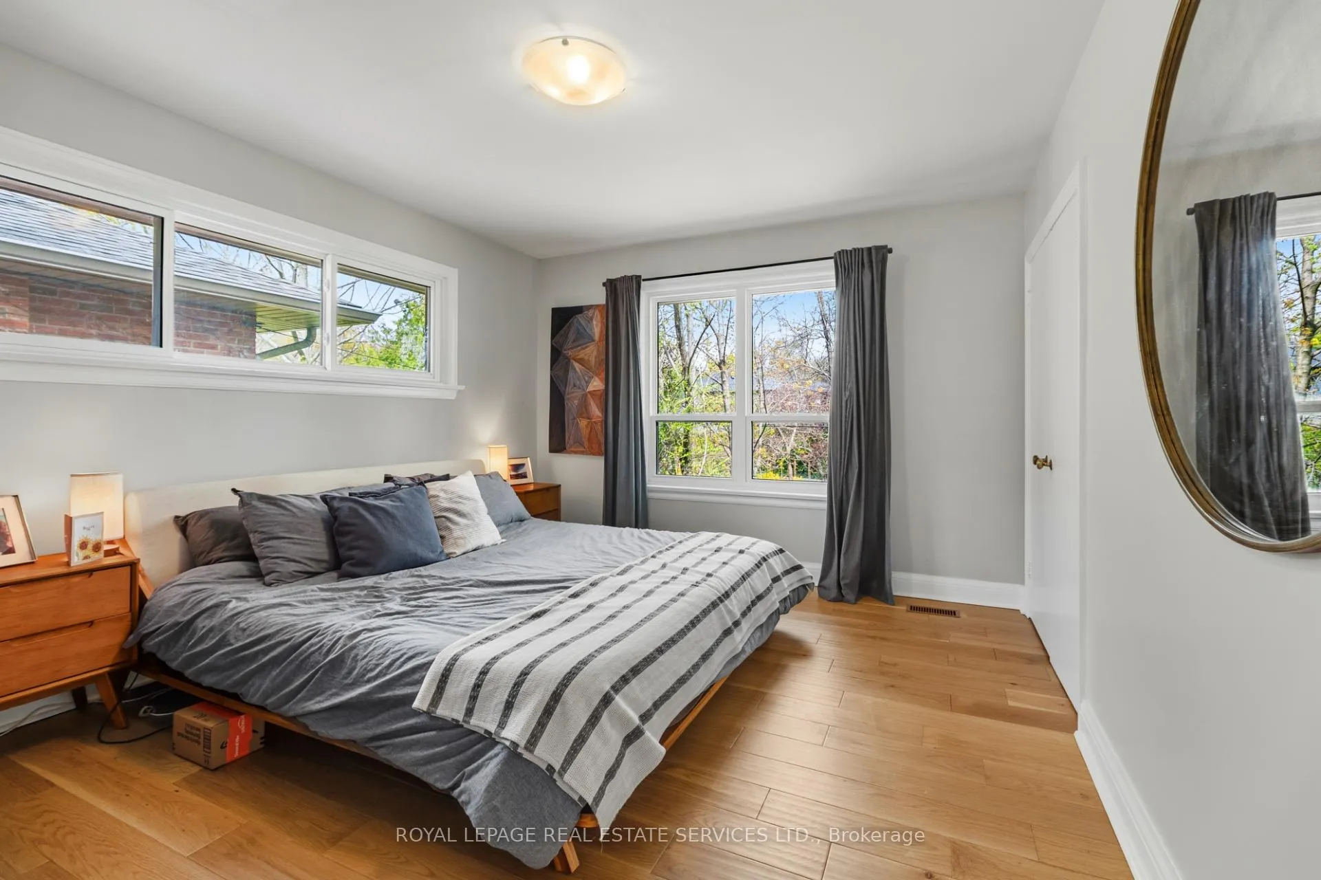Photo 18 of 76 Glenellen Drive E, Etobicoke, Stonegate-Queensway — HOMEH