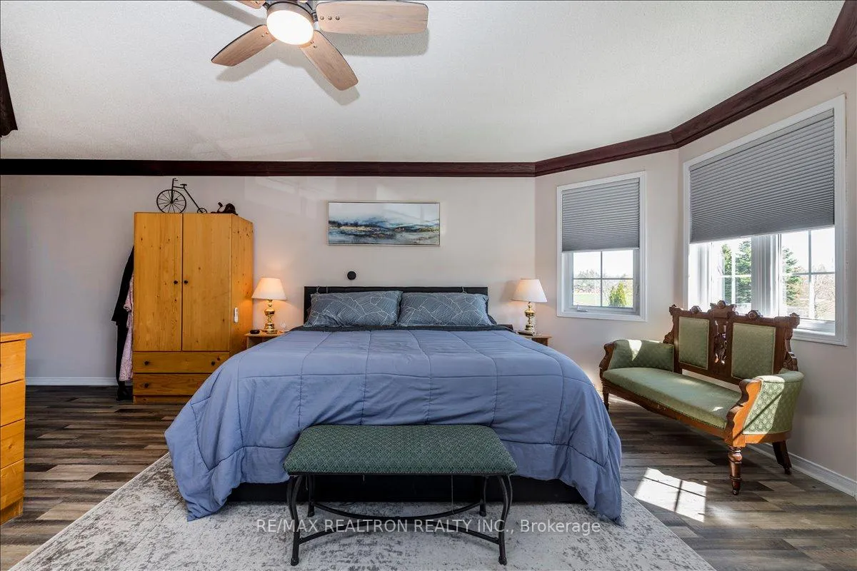 Photo 18 of 16 Bear Creek Drive, Barrie, Holly — HOMEH