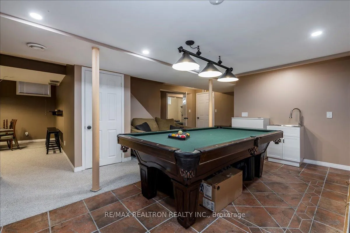 Photo 26 of 16 Bear Creek Drive, Barrie, Holly — HOMEH