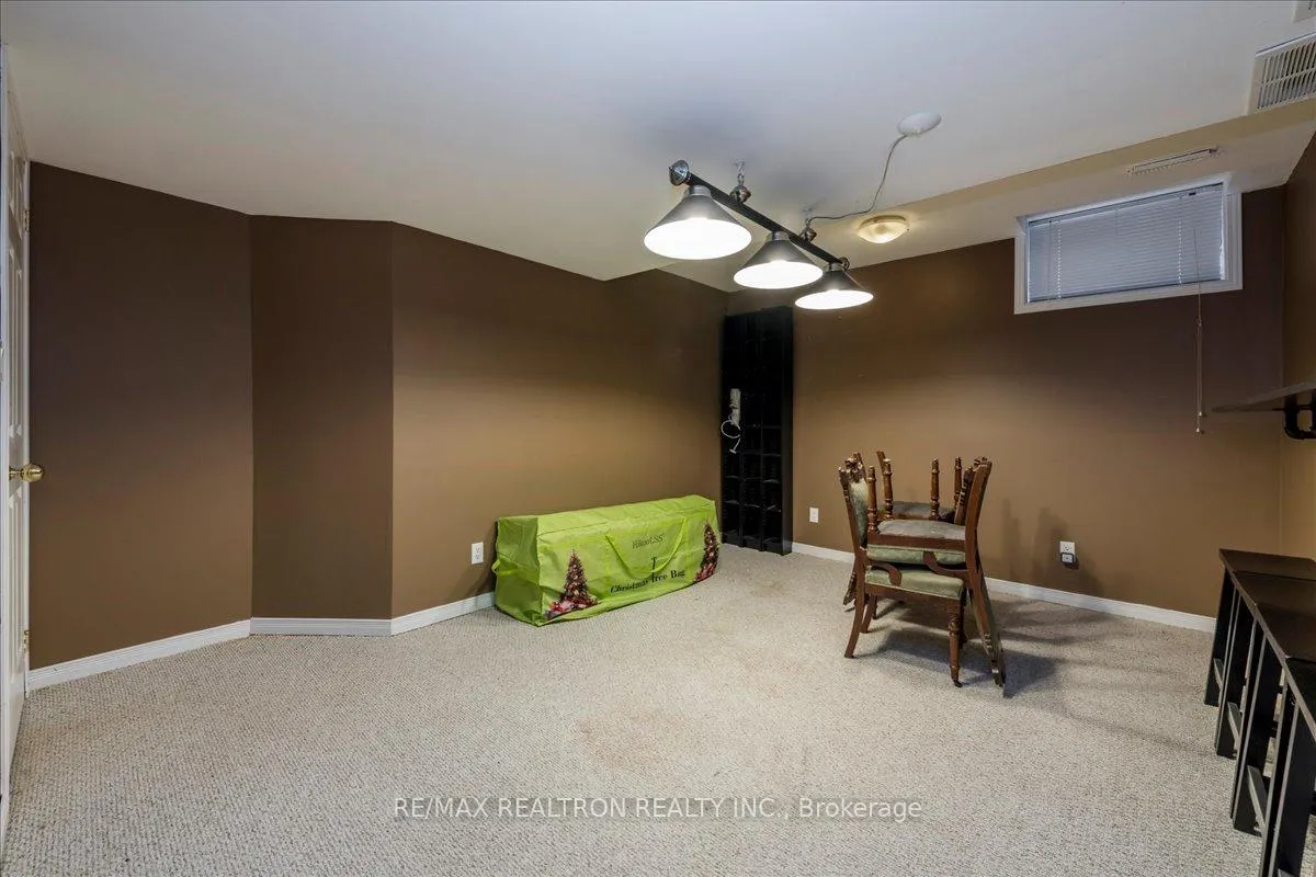 Photo 27 of 16 Bear Creek Drive, Barrie, Holly — HOMEH
