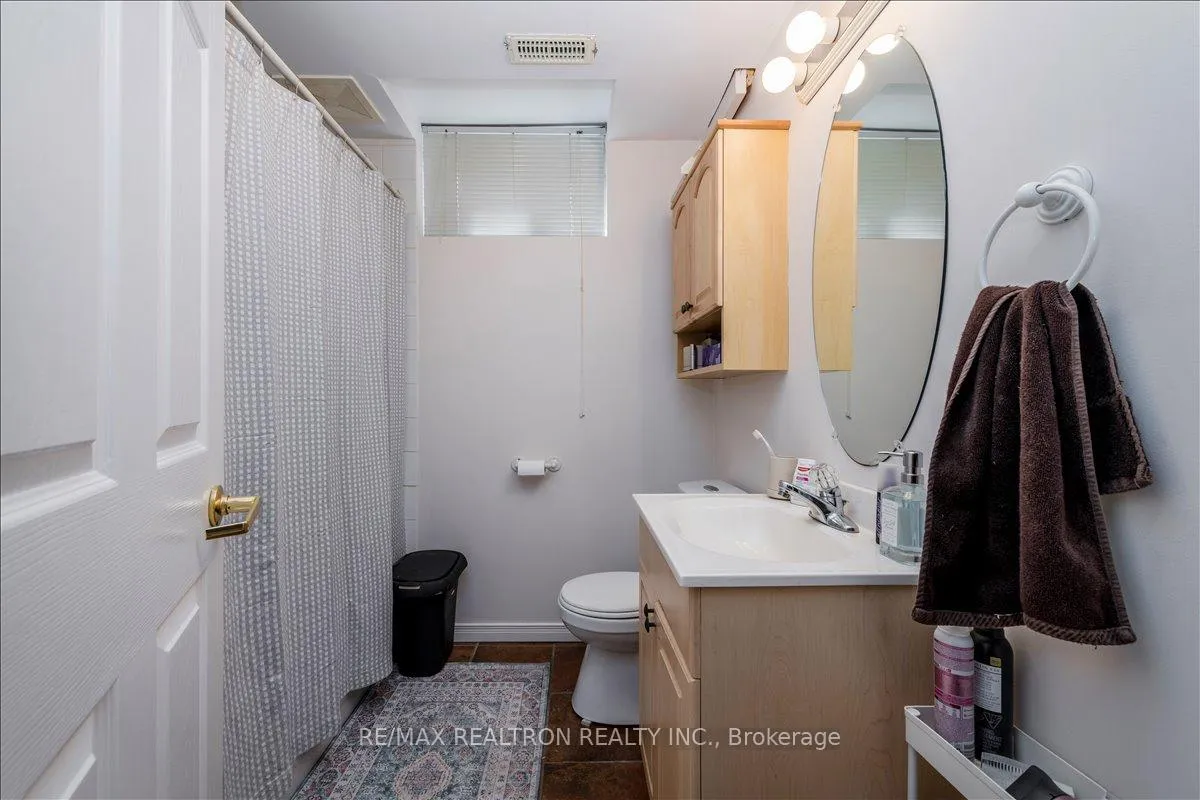 Photo 29 of 16 Bear Creek Drive, Barrie, Holly — HOMEH