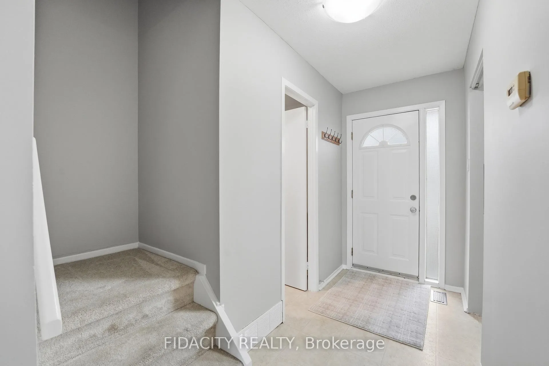 Photo 3 of Unit 31, 16 Glencoe Street, Ottawa, Arlington Woods — HOMEH