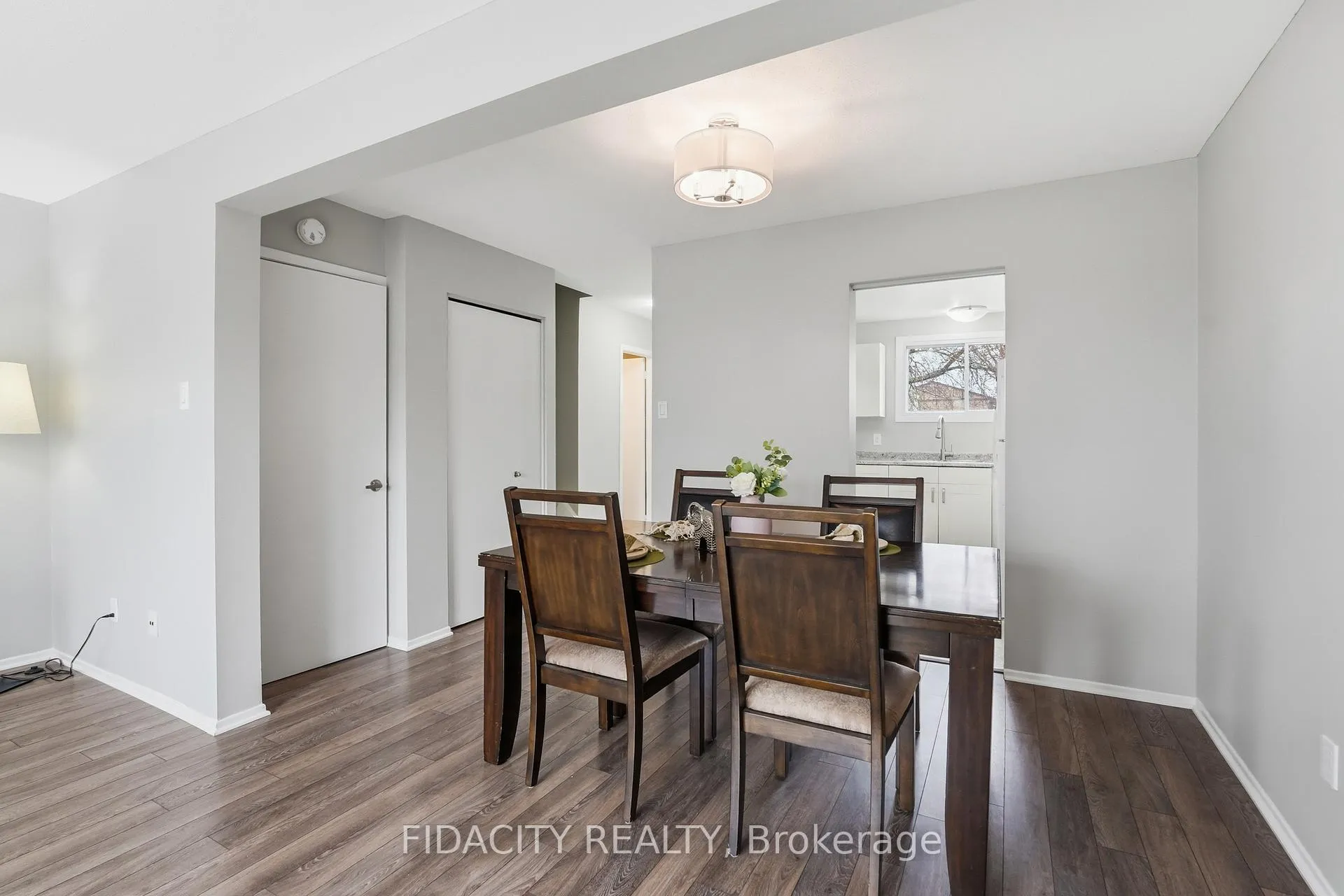Photo 10 of Unit 31, 16 Glencoe Street, Ottawa, Arlington Woods — HOMEH