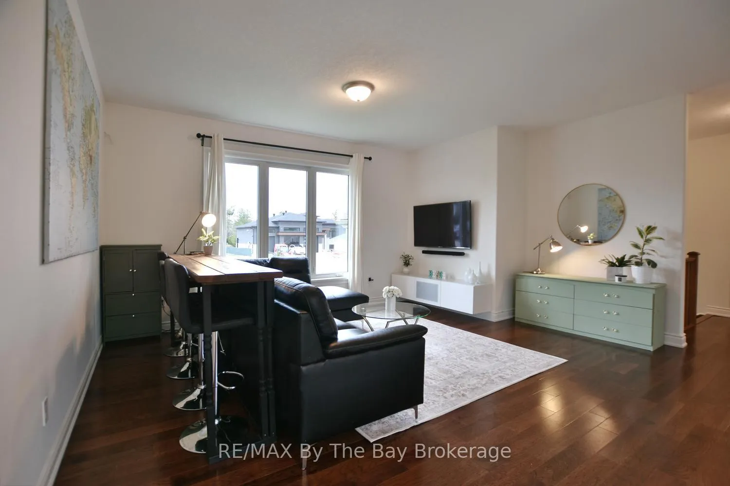 Photo 11 of 35 Edgewater Road, Wasaga Beach — HOMEH