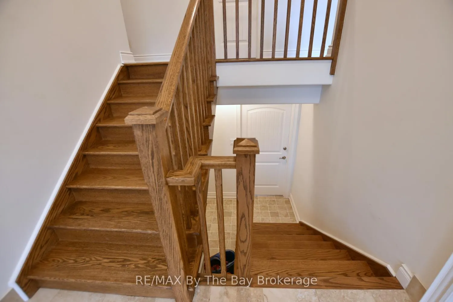 Photo 36 of 35 Edgewater Road, Wasaga Beach — HOMEH