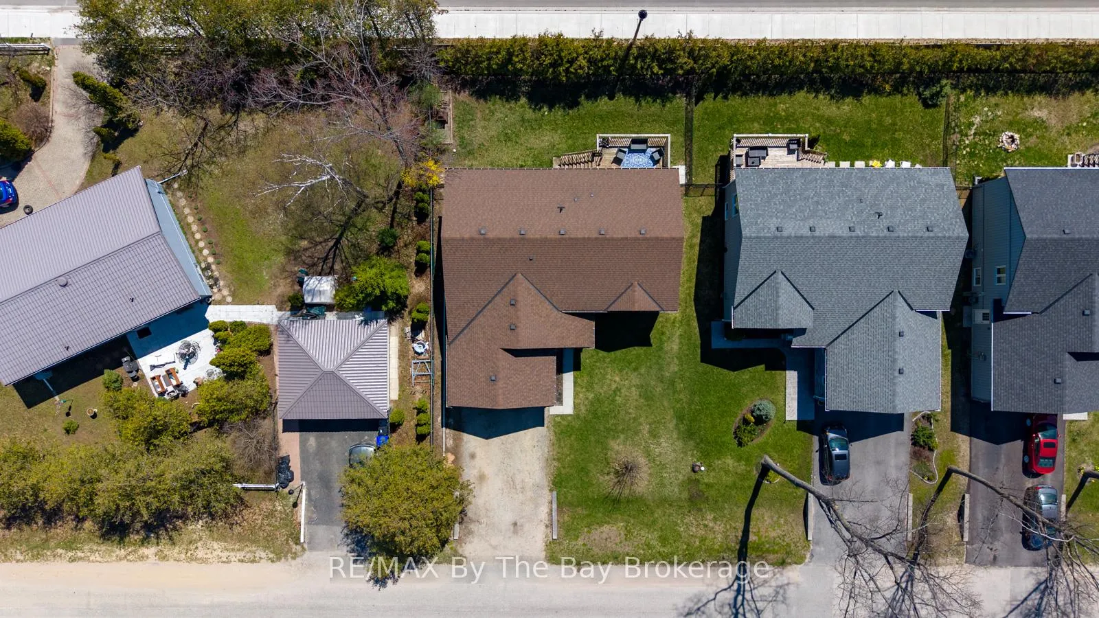 Photo 39 of 35 Edgewater Road, Wasaga Beach — HOMEH