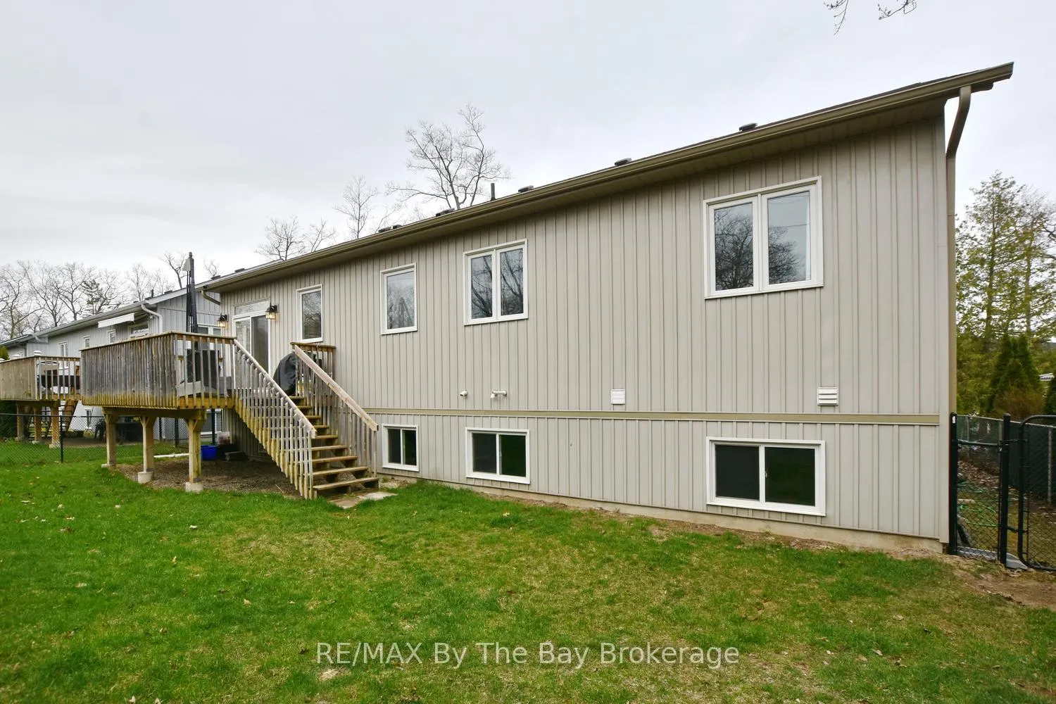 Photo 46 of 35 Edgewater Road, Wasaga Beach — HOMEH
