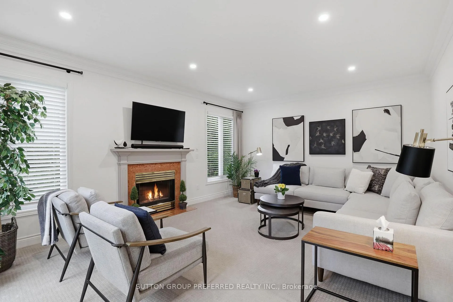 Photo 7 of Unit 15, 1040 Riverside Drive, London, North Q — HOMEH