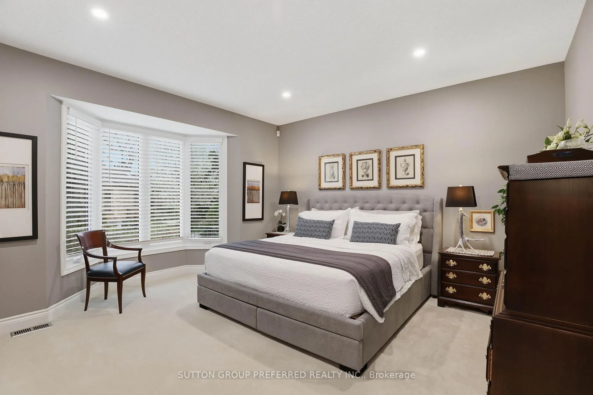 Photo 15 of Unit 15, 1040 Riverside Drive, London, North Q — HOMEH