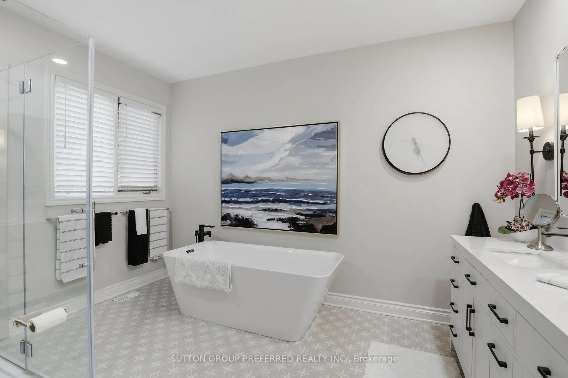 Photo 17 of Unit 15, 1040 Riverside Drive, London, North Q — HOMEH